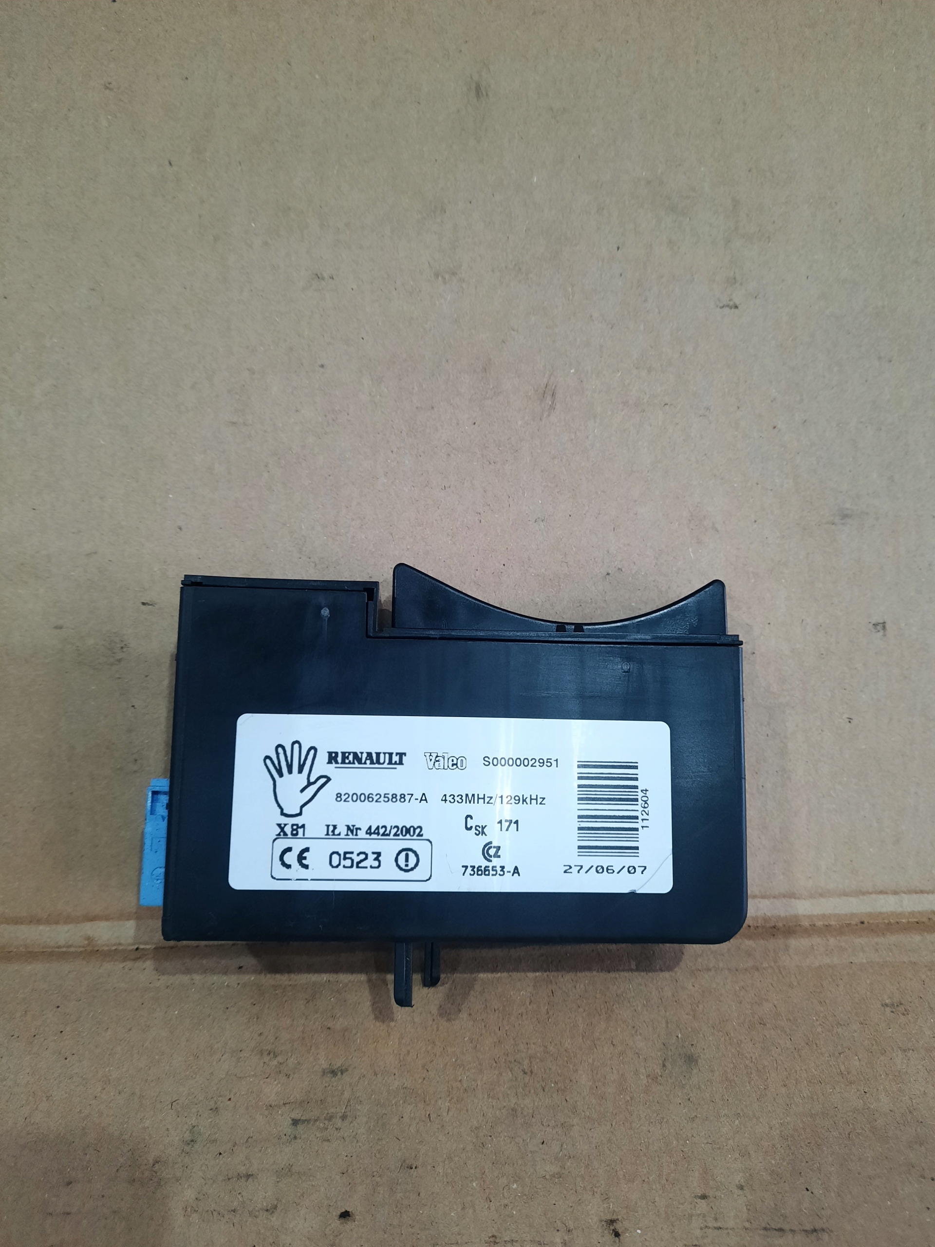 КАРД-РИДЕР RENAULT ESPACE IV LIFT 8200625887