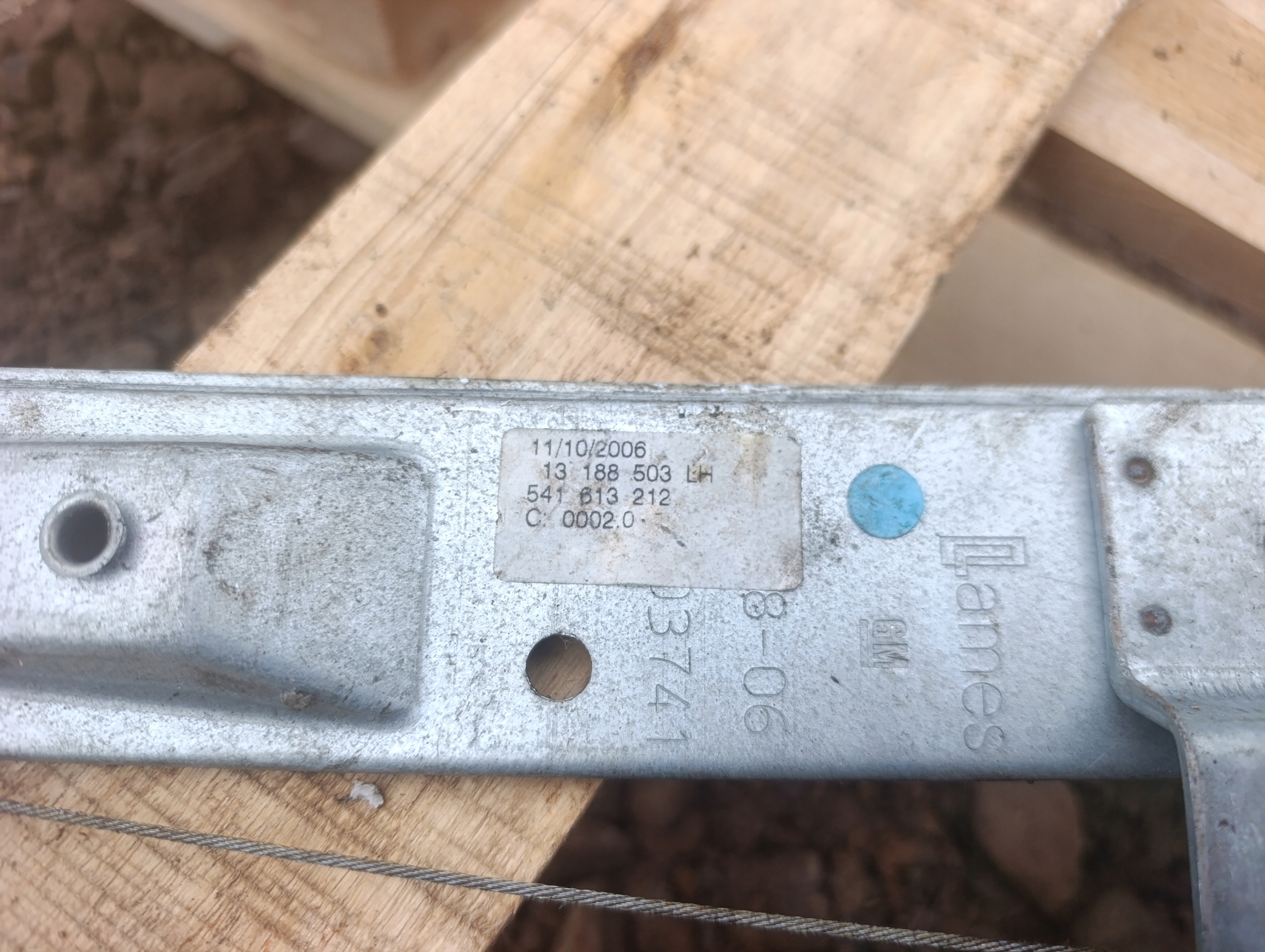 window regulator mechanism left rear part 5D OPEL CORSA D 13188503