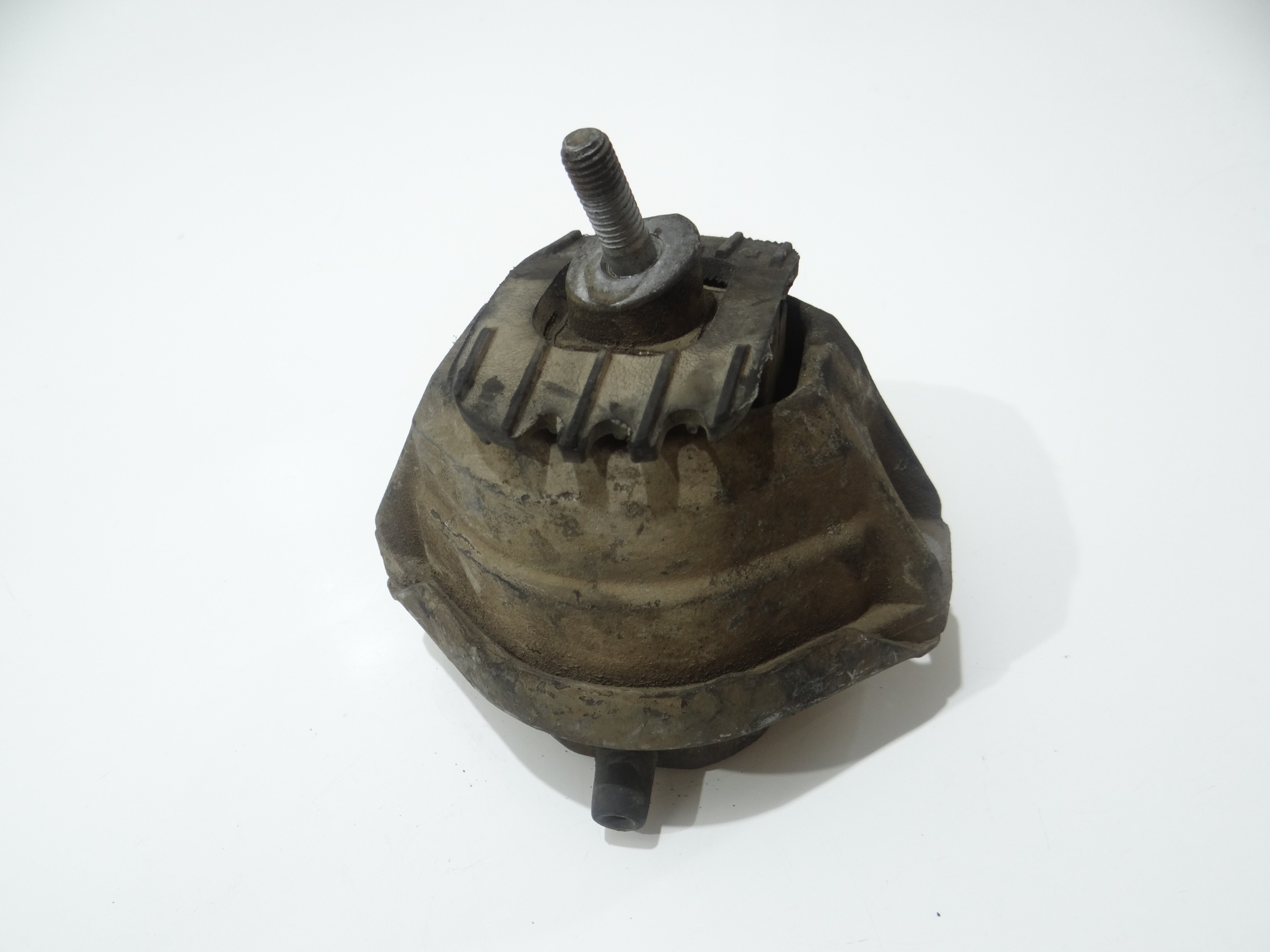 engine mount left BMW E60 E61 E63 N52 6775027