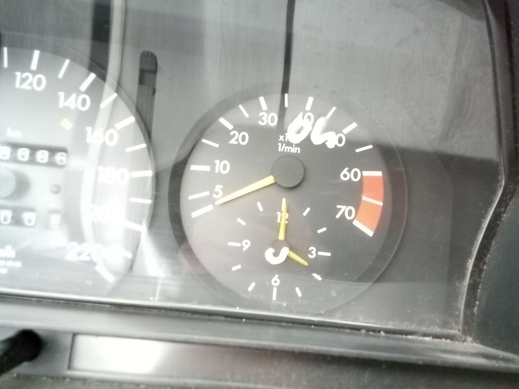 Mercedes 190 W201 petrol dials dials predkosciomierz tachometer