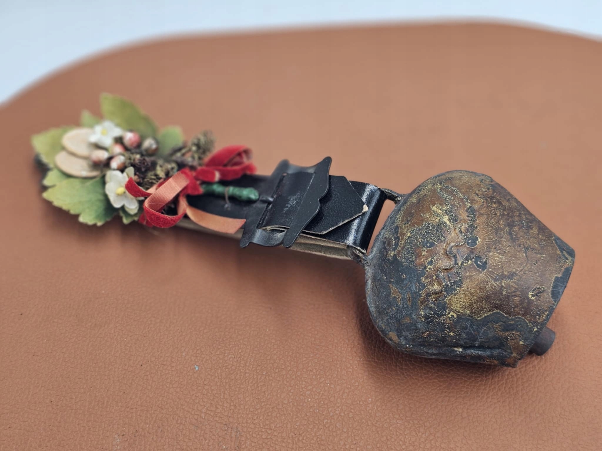 Stary dzwonek pasterski na owcę,krowę itp.