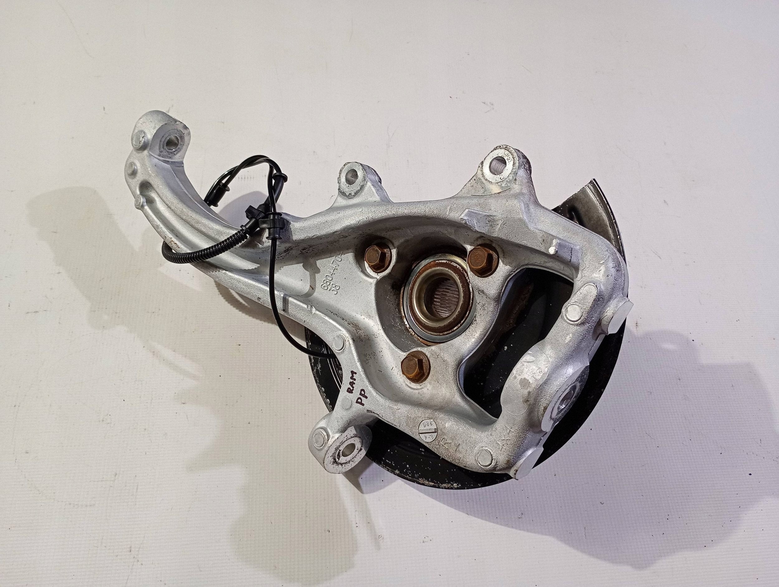 swing of the pivot wheels right front front right Dodge RAM 1500 2009-2018