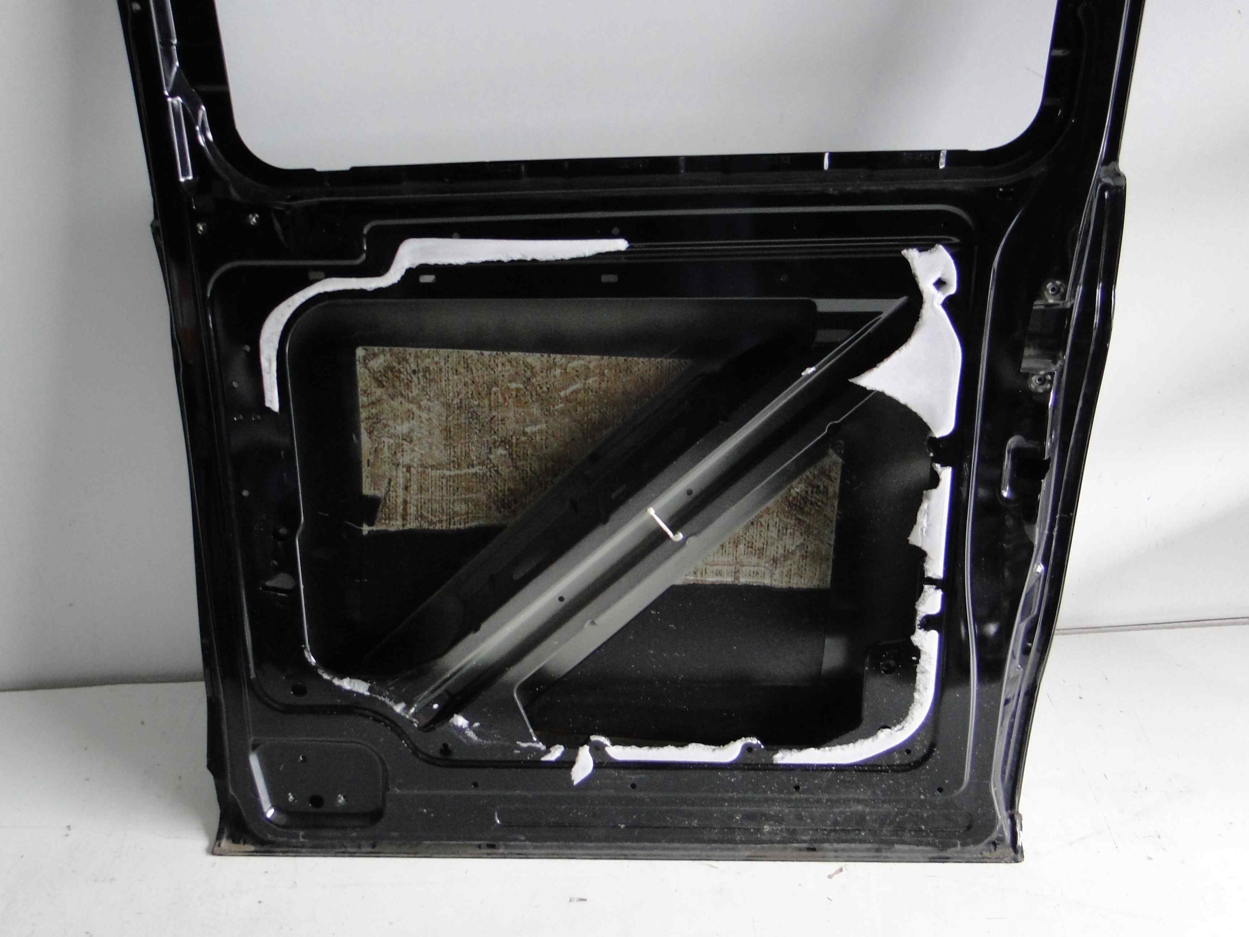 MERCEDES VITO V KLASA W447 447 DRZWI PRAWE PRZESUWNE Kolor czarny