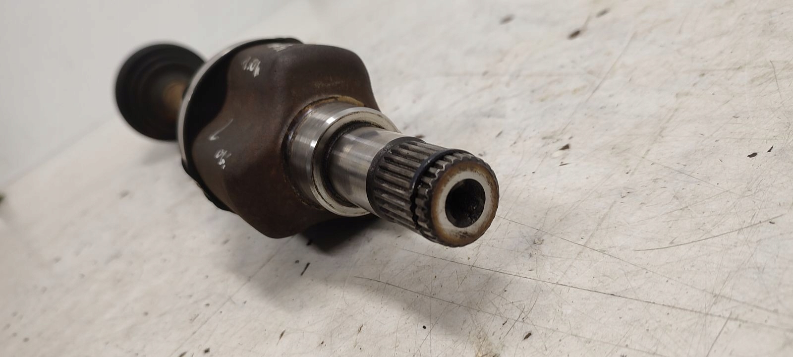 semi-axis left short. Ford Focus MK3 1,0 Ecoboost