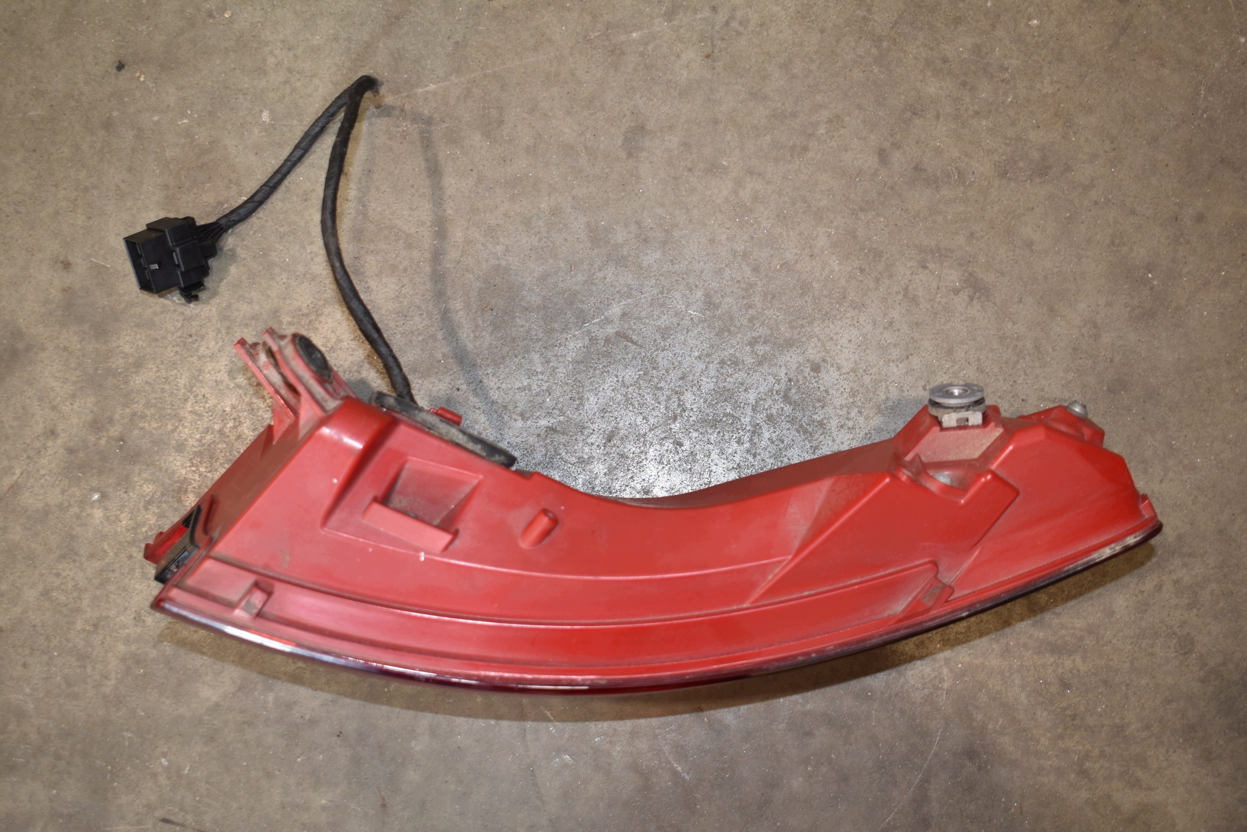 perfect condition light rear part rear right PORSCHE MACAN 1