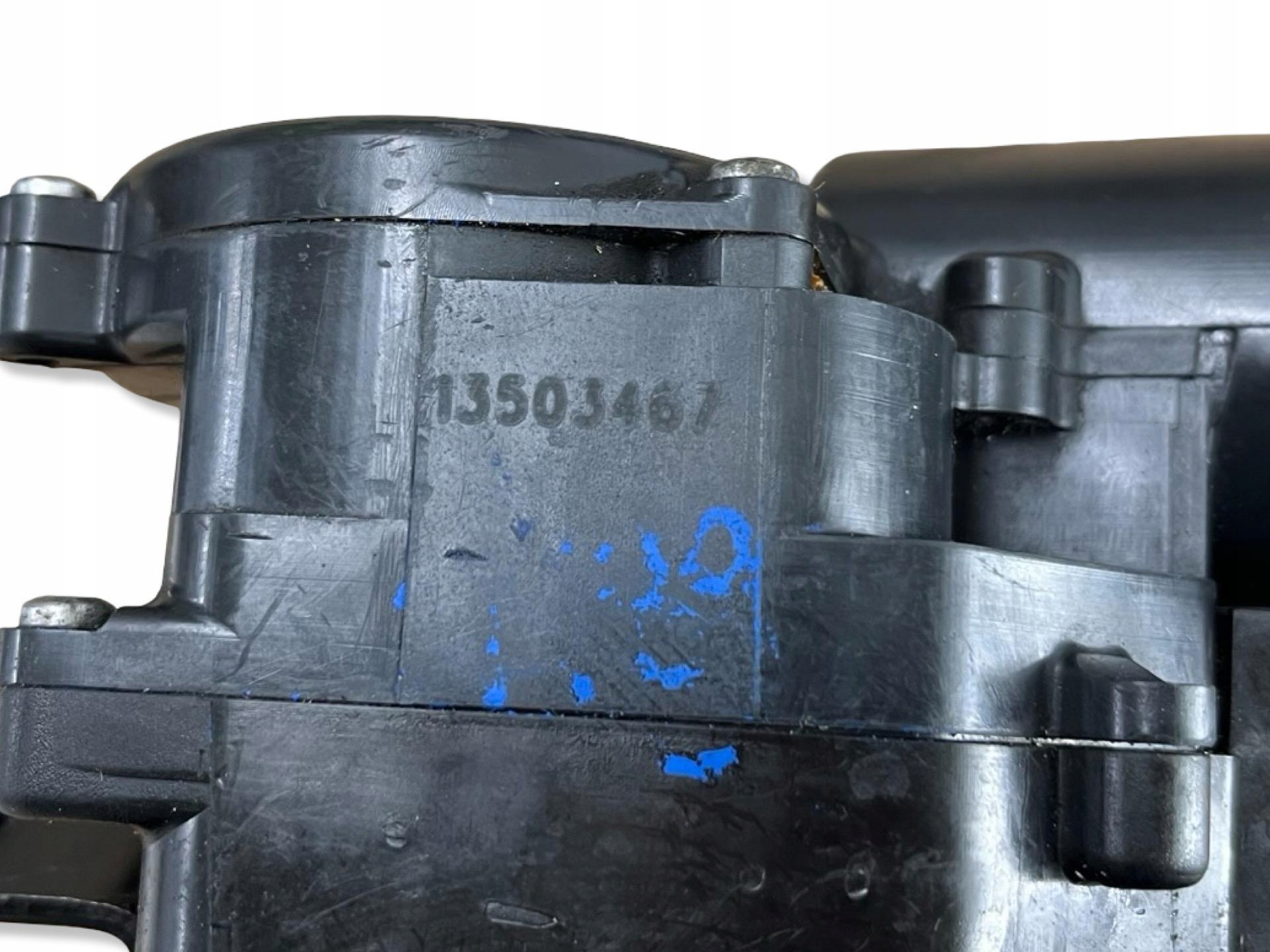 lock bonnet boot Opel Insignia A 2011 13503467