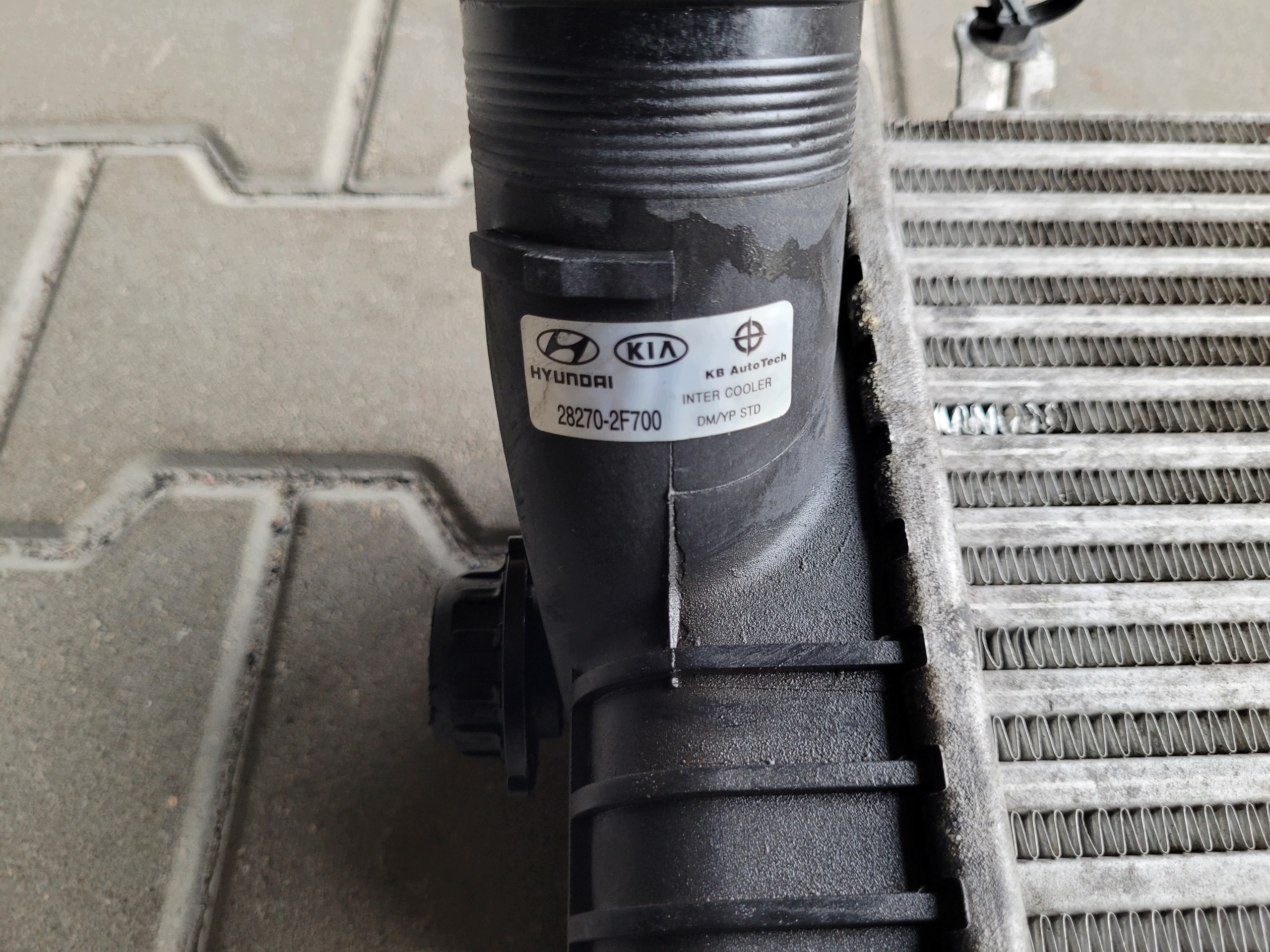 28270-2F700 radiator intercooler HYUNDAI SANTA FE 3 III 2.2 D CRDI
