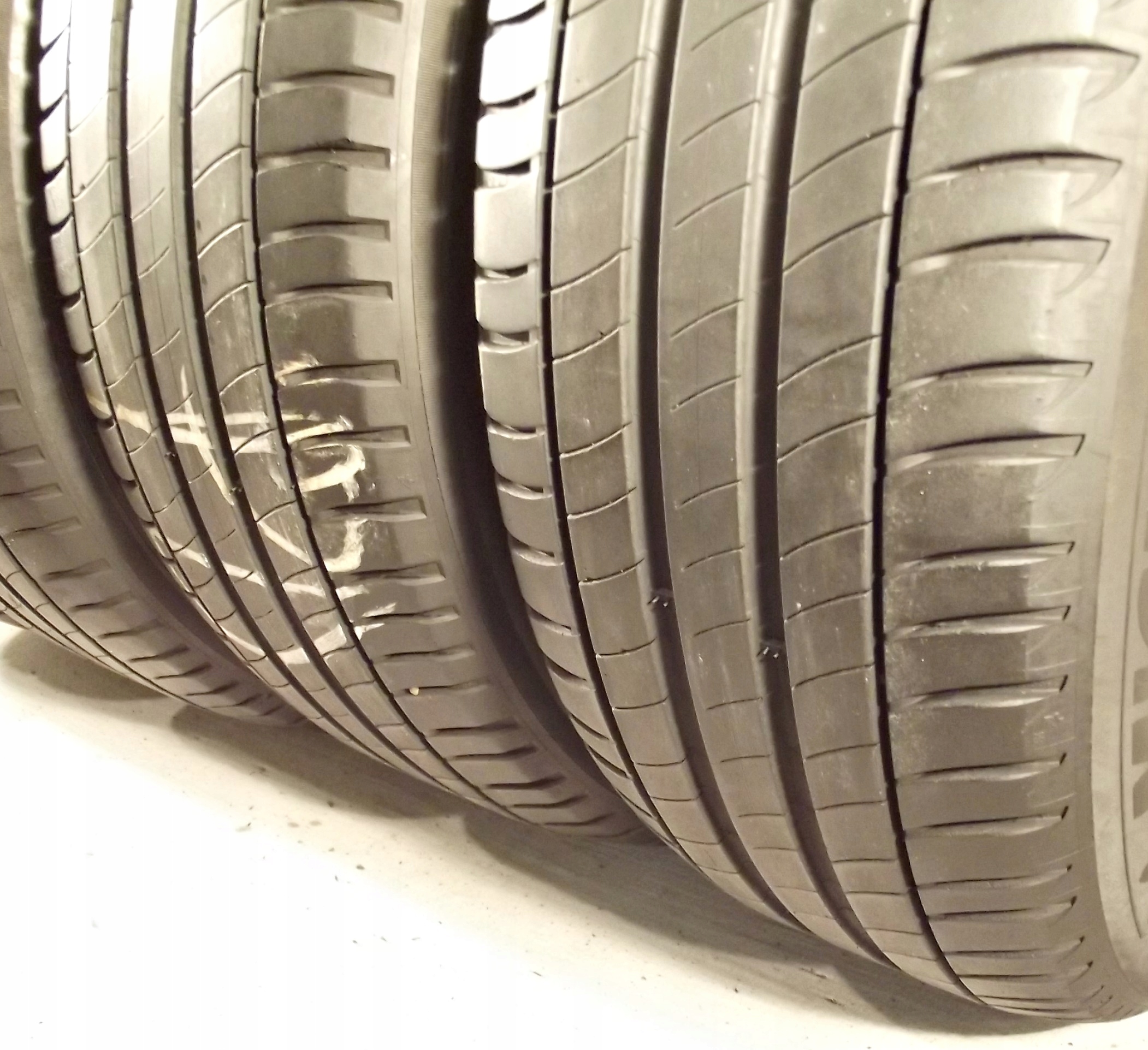 Opony letnie 215 60R17 96H MICHELIN PRIMACY 3 Producent code 811023
