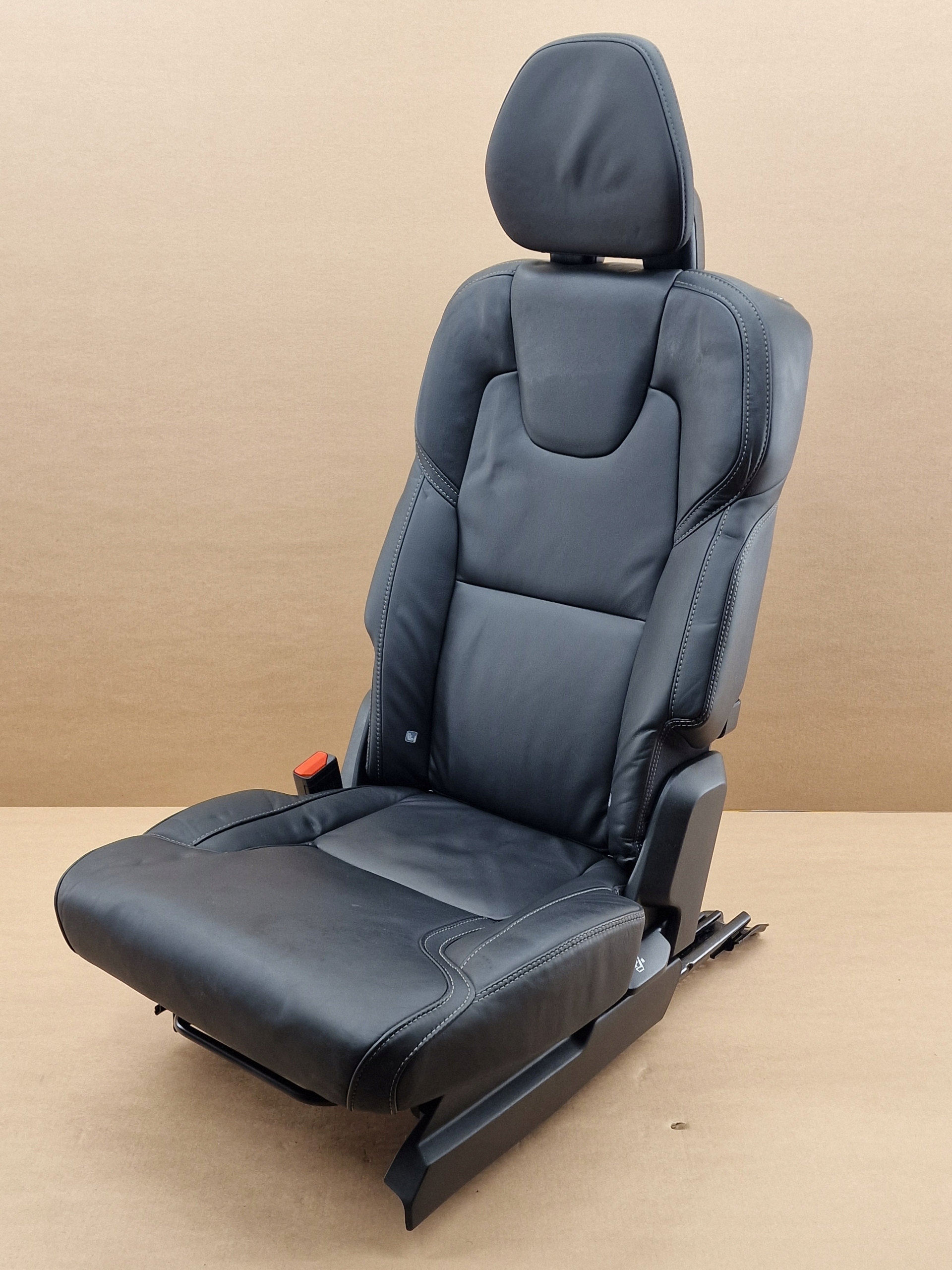 gauche siège arrière II rangée VOLVO XC90 II 2015