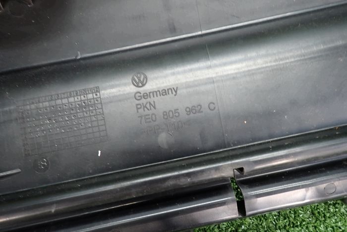 VW T5 T6 10- bumper support front front 7E0807109B