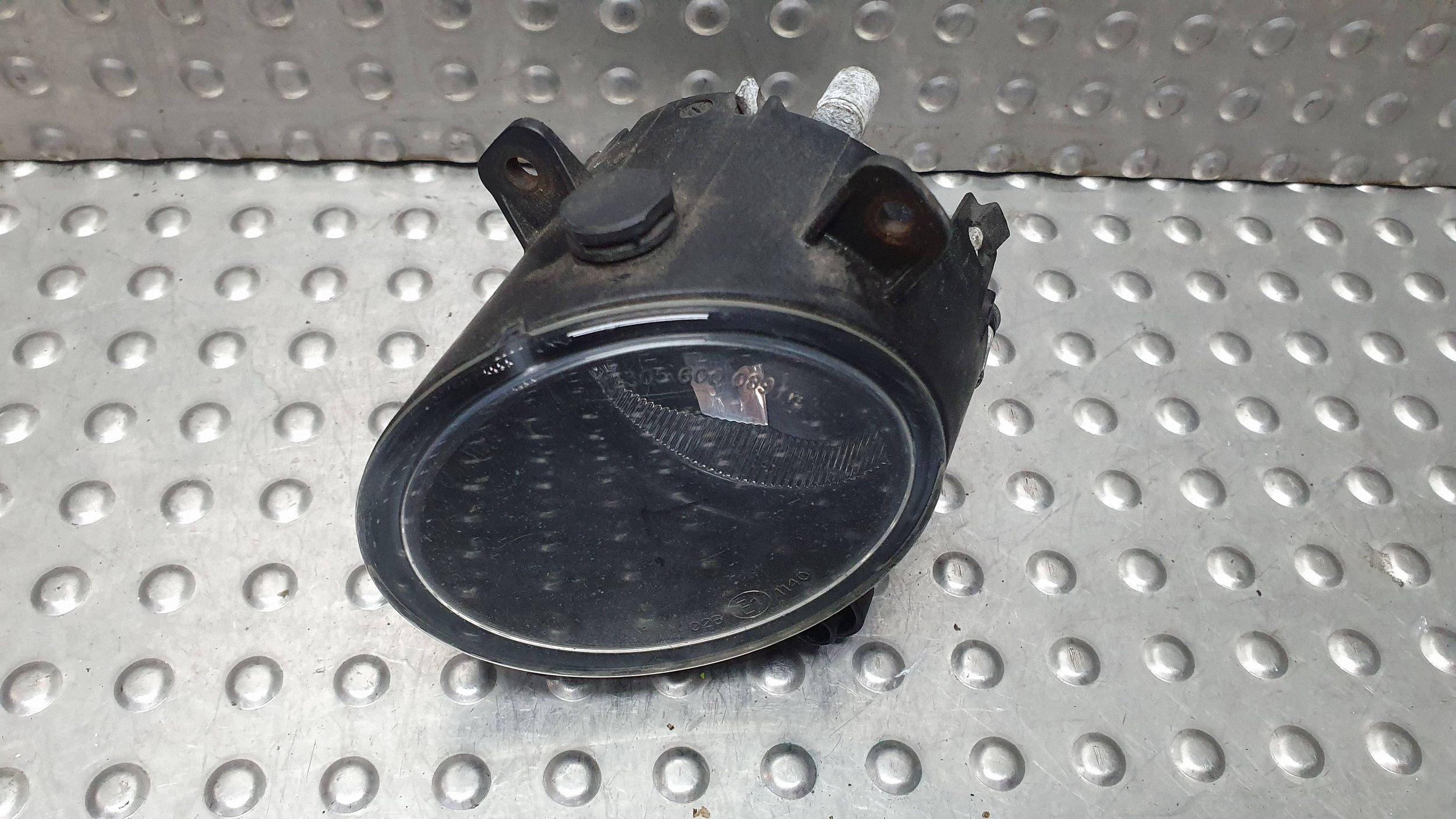 fog light left front 1S71-15K202-AC FORD MONDEO MK3