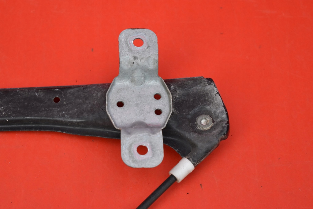 window regulator right front EU 1K5837462B VW JETTA 5 V sedan 05-11
