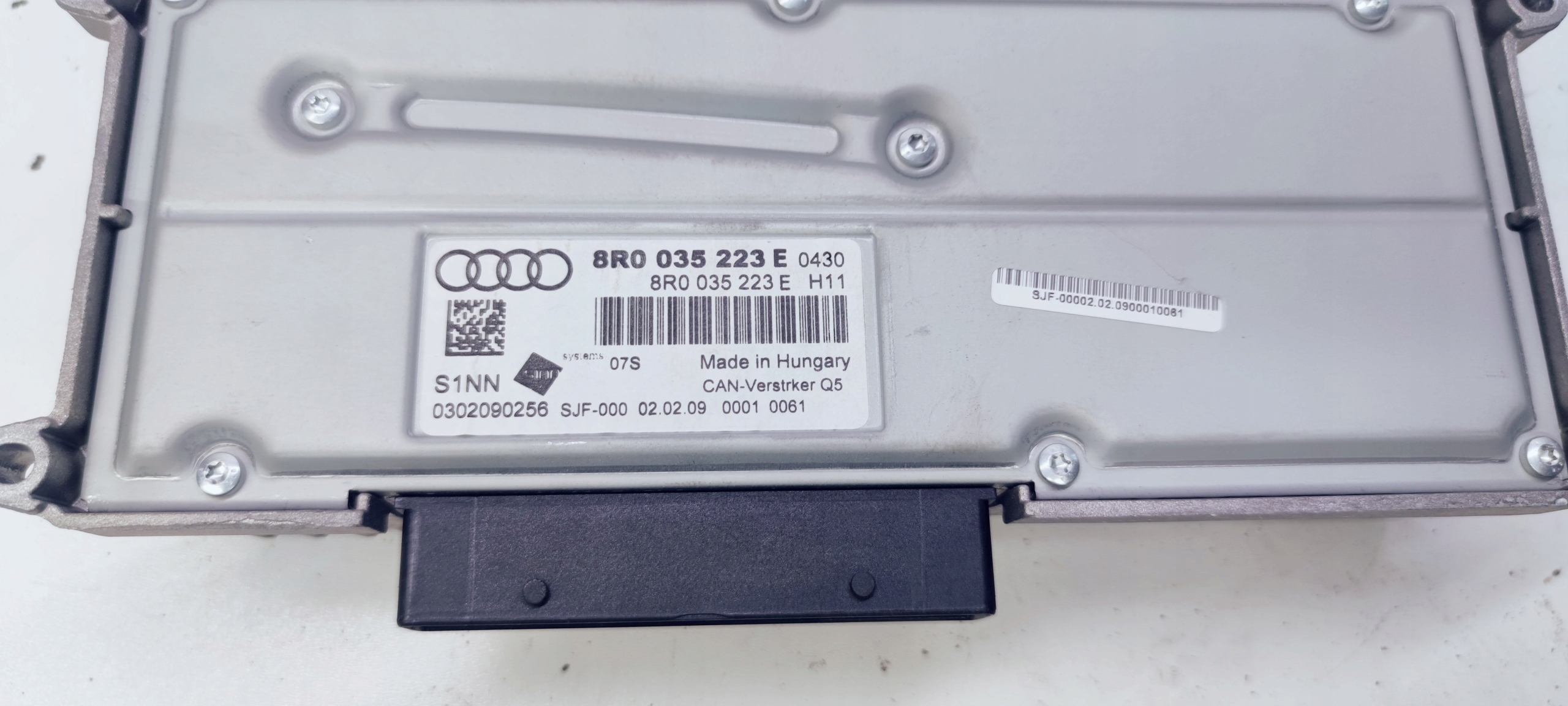 amplifier RADIA AUDIO AUDI A4 B8 A5 Q5 8R0035223E