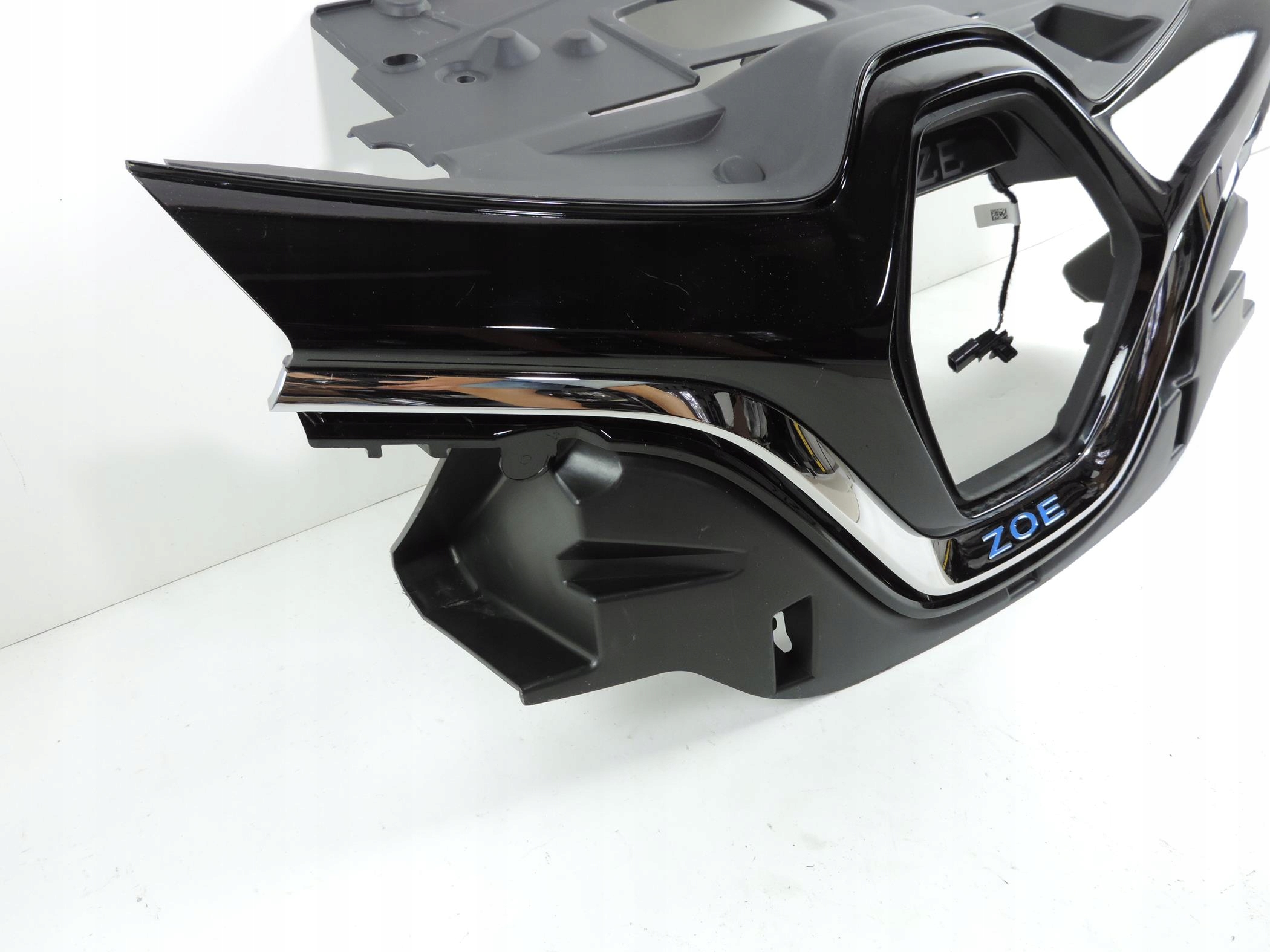 RENAULT ZOE LIFT 20-23 GRILL ATRAPA PODŚWIETLENIE Producent części Renault OE