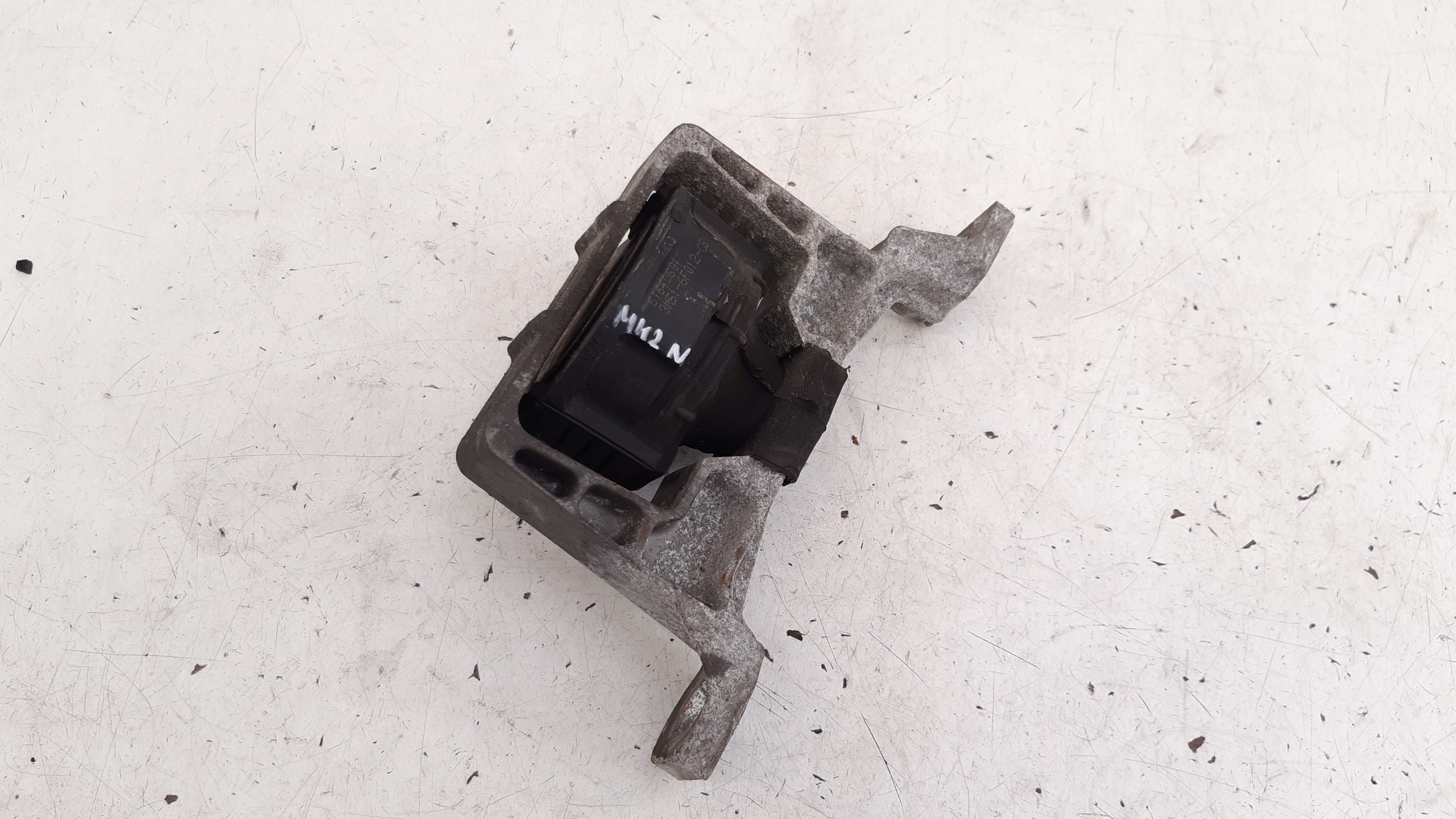 engine mount 3M516F012CG Ford Focus MK2
