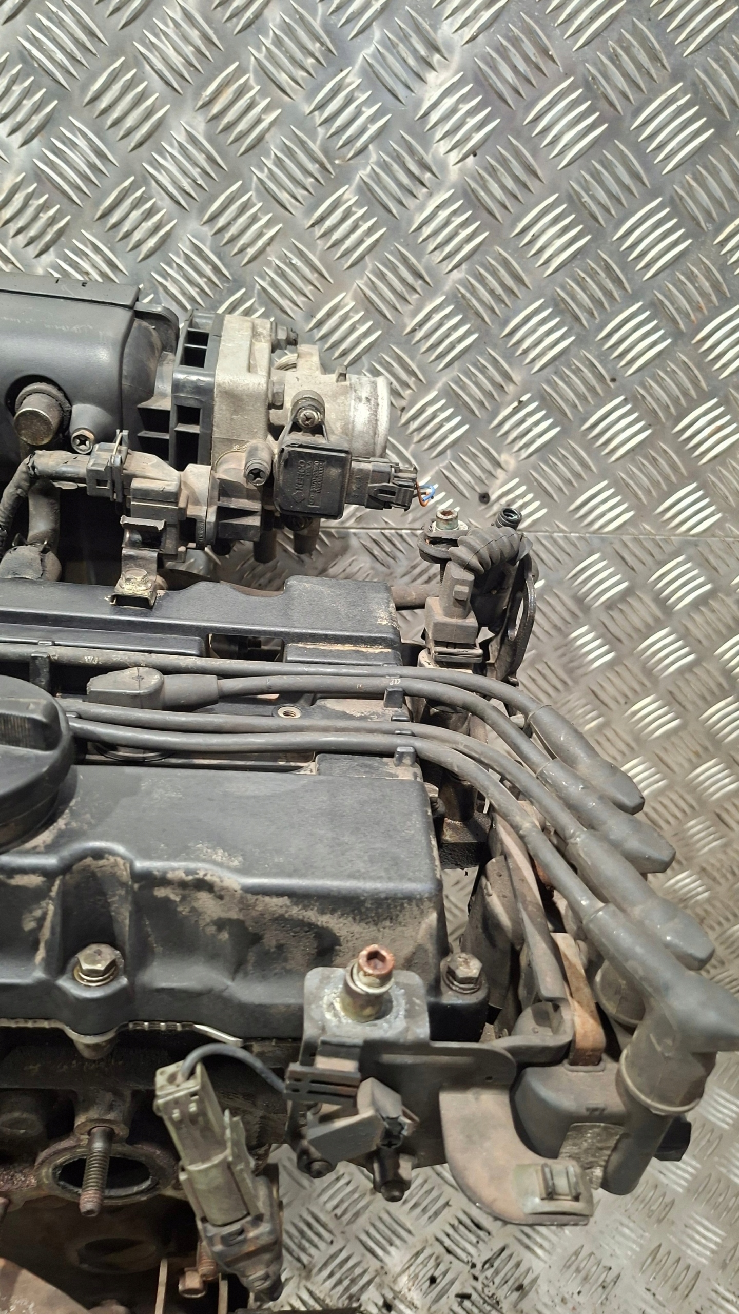 engine pillar HYUNDAI COUPE II 1.6 G4ED