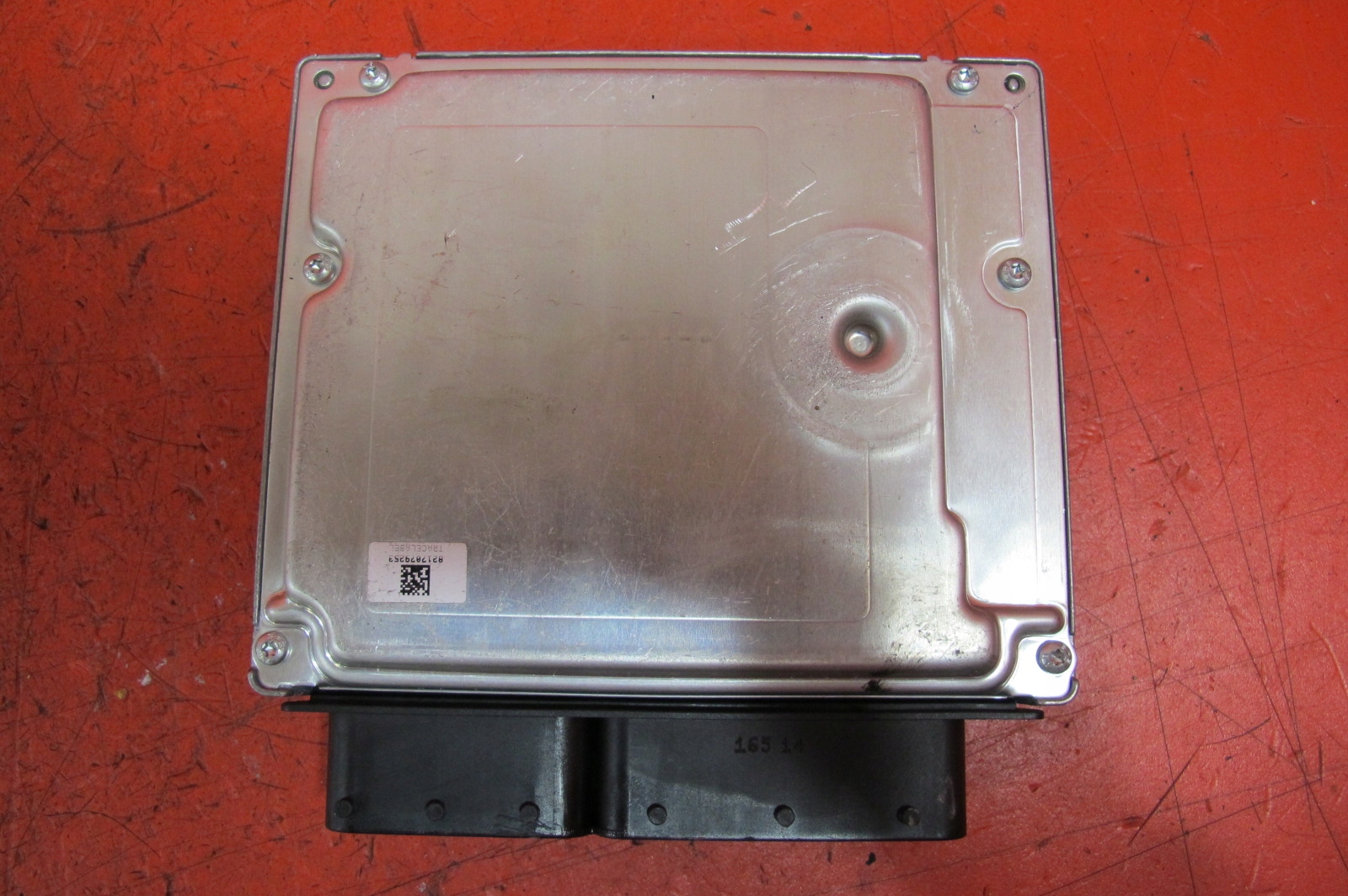 BMW 1 and E87 E90 E91 2.0 D N47D20C control unit computer of the engine 8510592