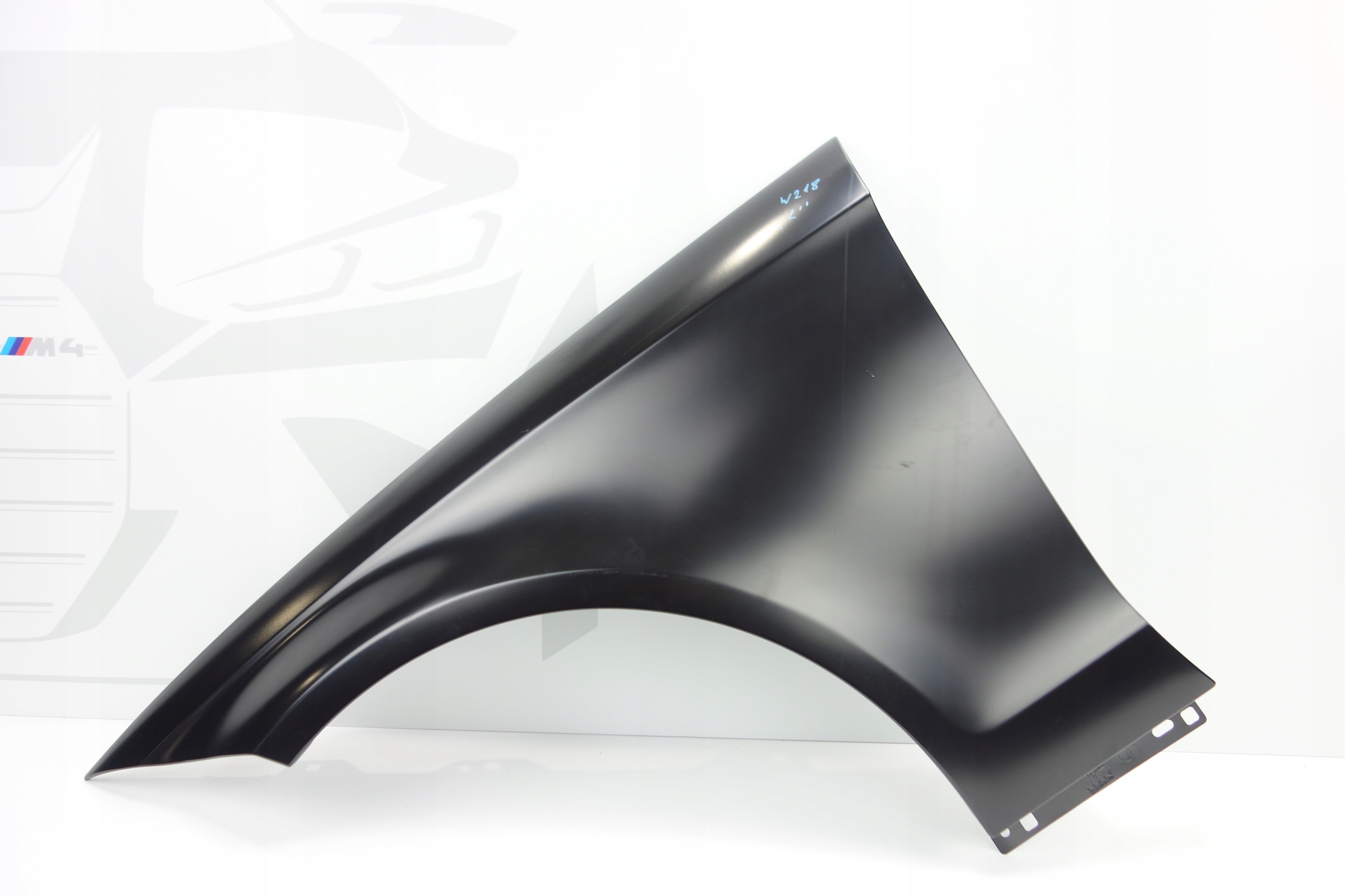 fender left front MERCEDES W218 CLS