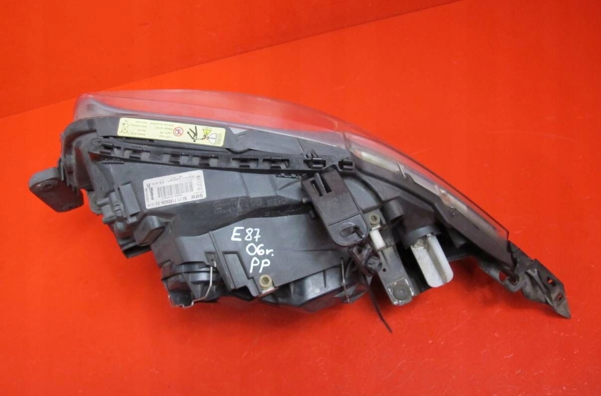 BMW et E87 E81 Droit Feux phare REFLEKTOR Droite Avant XENON Lave phare Support KPL