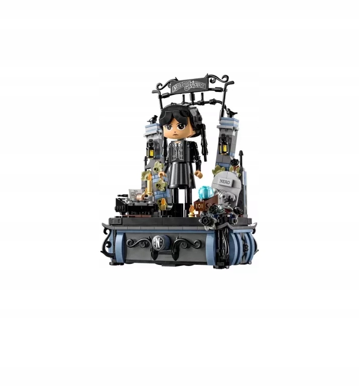Figurka Wednesday Addams Lego 76780