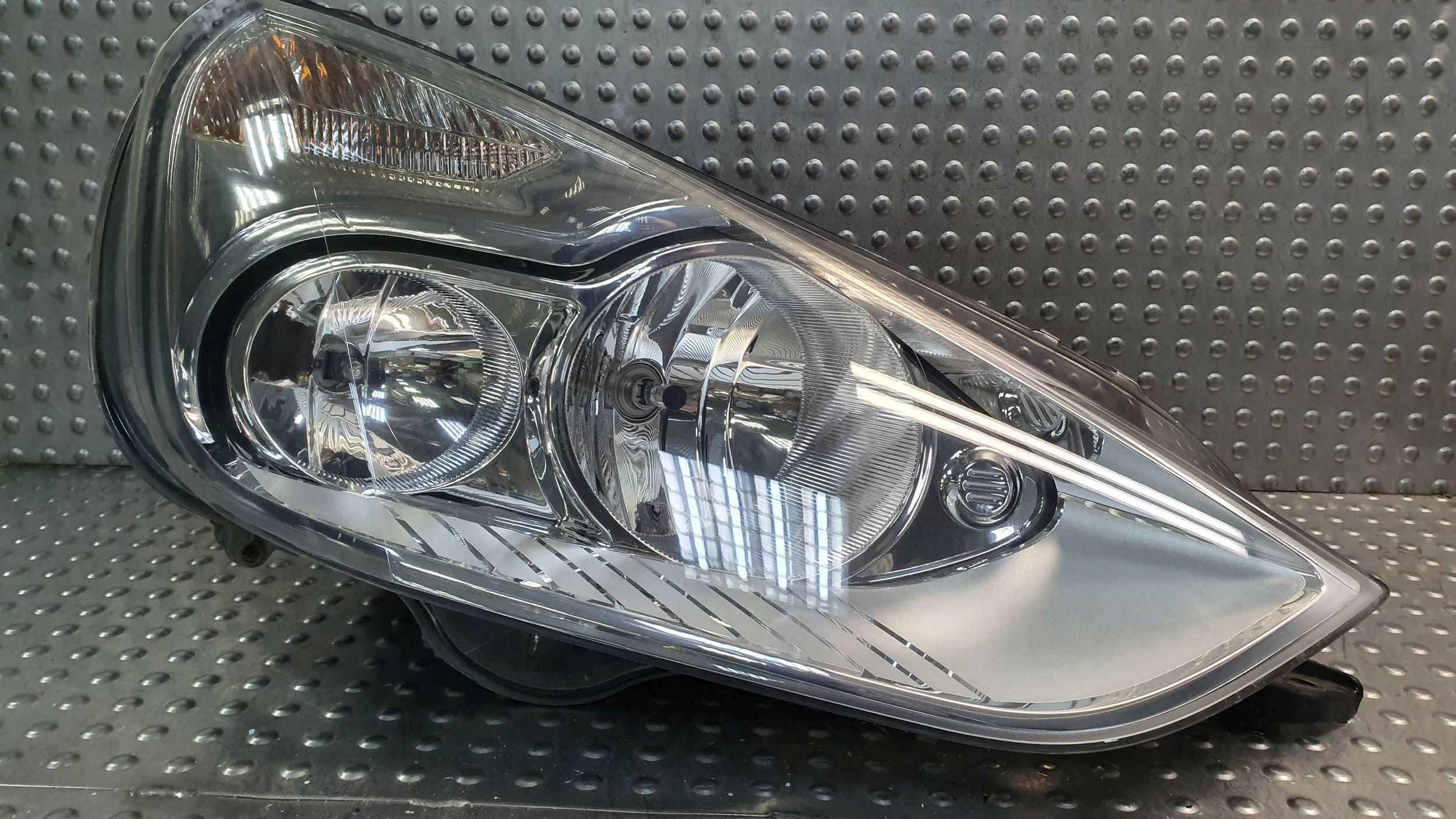 light front right FORD S-MAX GALAXY II 06- 6M21-13W029-AH