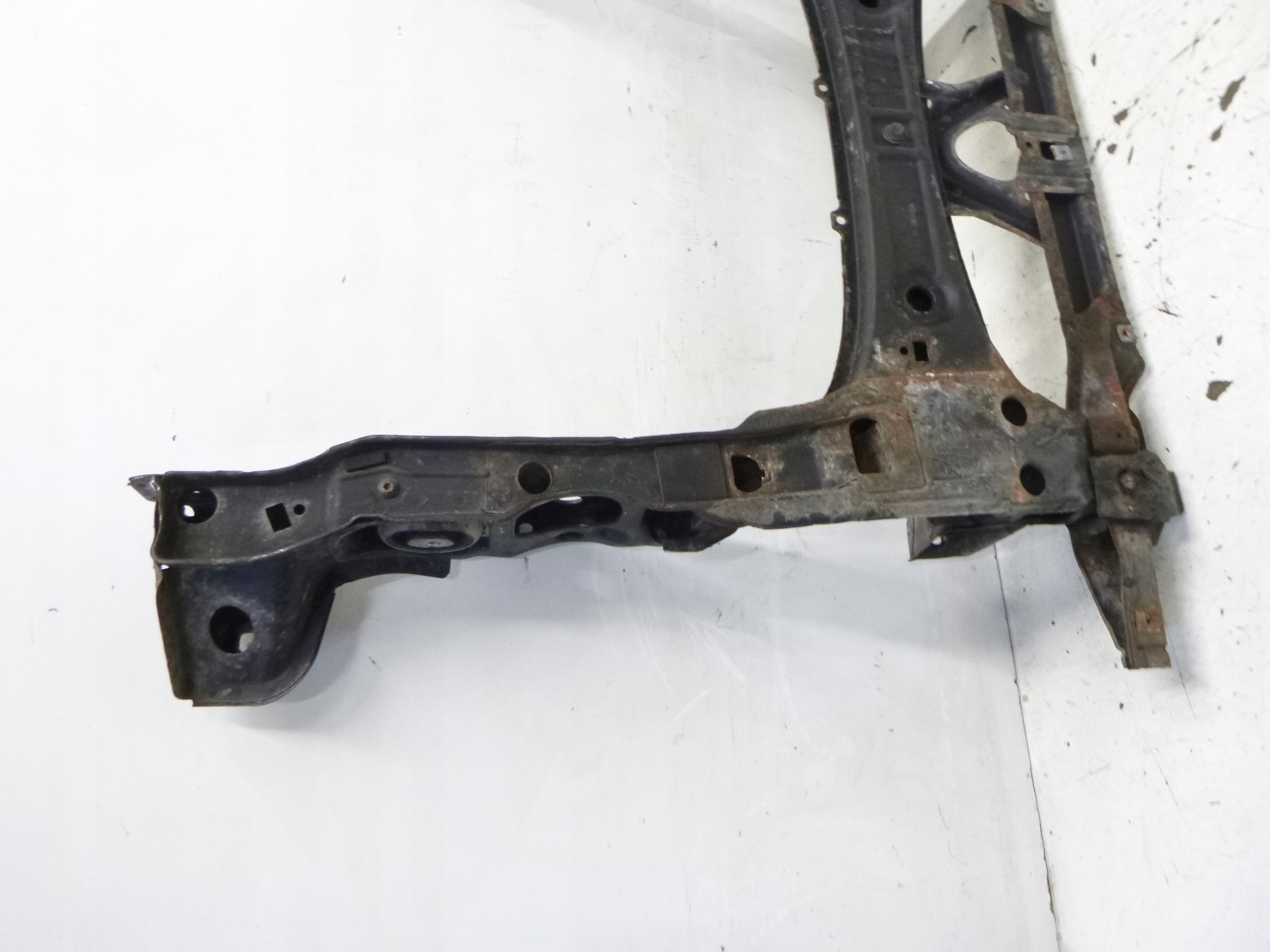 axle beam lawa front Mercedes W169 1.7 2004r.