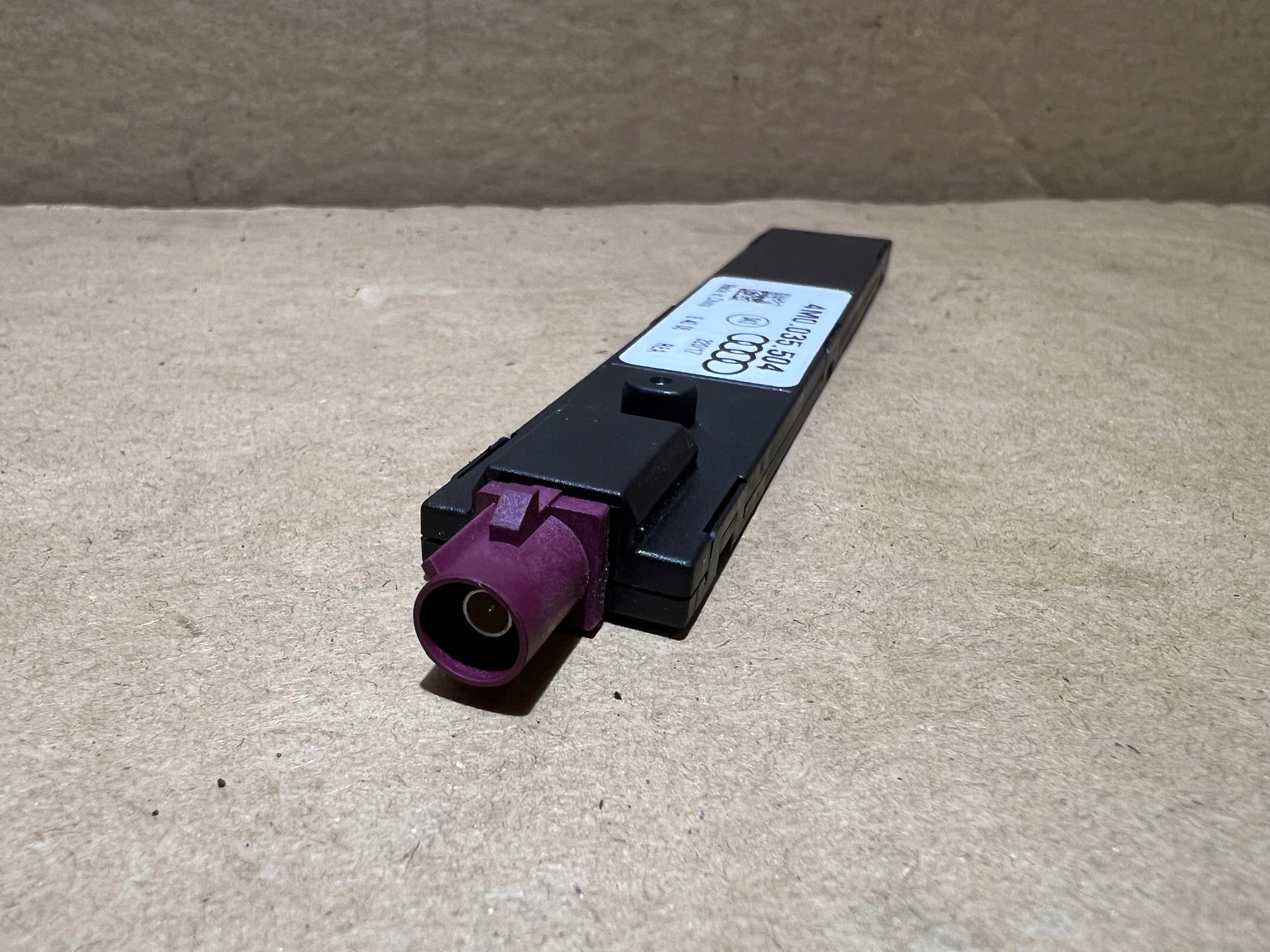 AUDI Q5 80A AMPLIFICATORE ANTENY 4M0035504