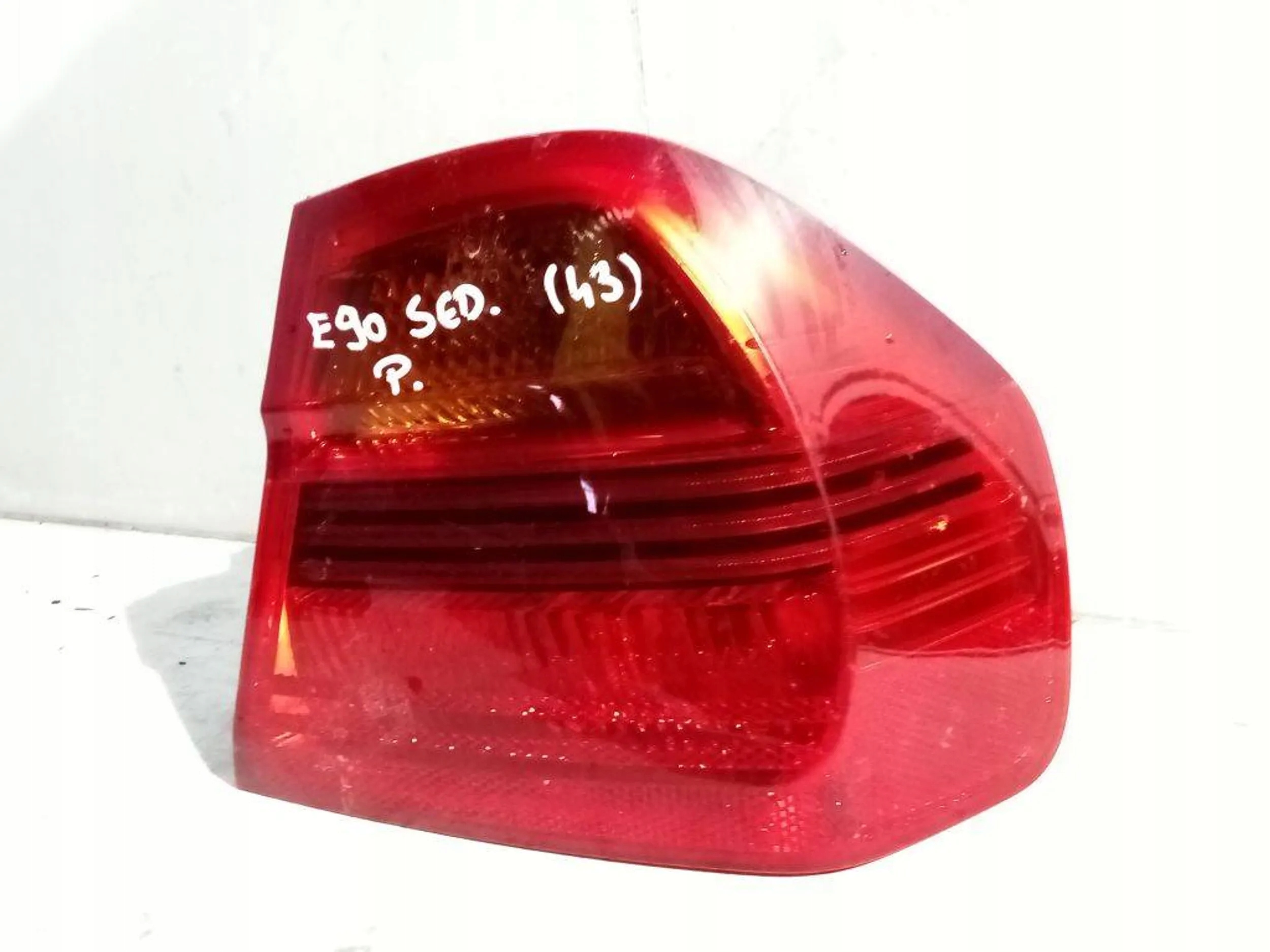 BMW 3 E90 sedan light right rear part rear