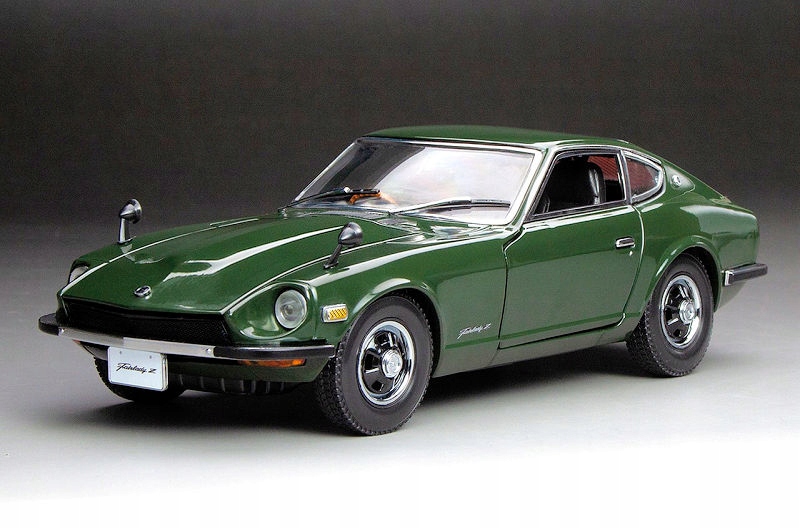 Sun Star 1970 Datsun Fairlady 240Z kupé tmavě zelená 1:18