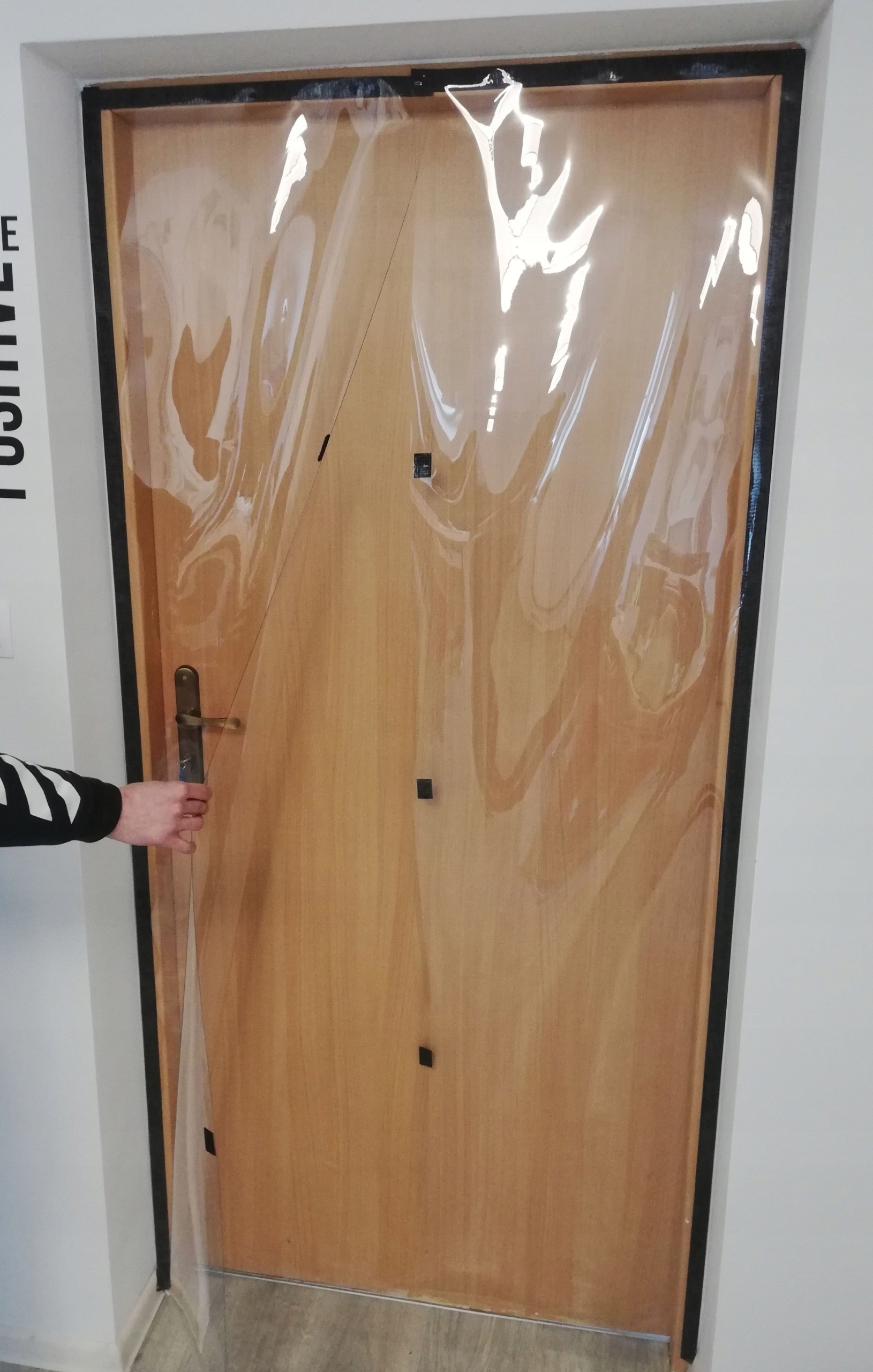 FOLIA OCHRONA PRZEŹROCZYSTA PVC PLANDEKA BARIERA 1 Wysokość mebla 150 cm