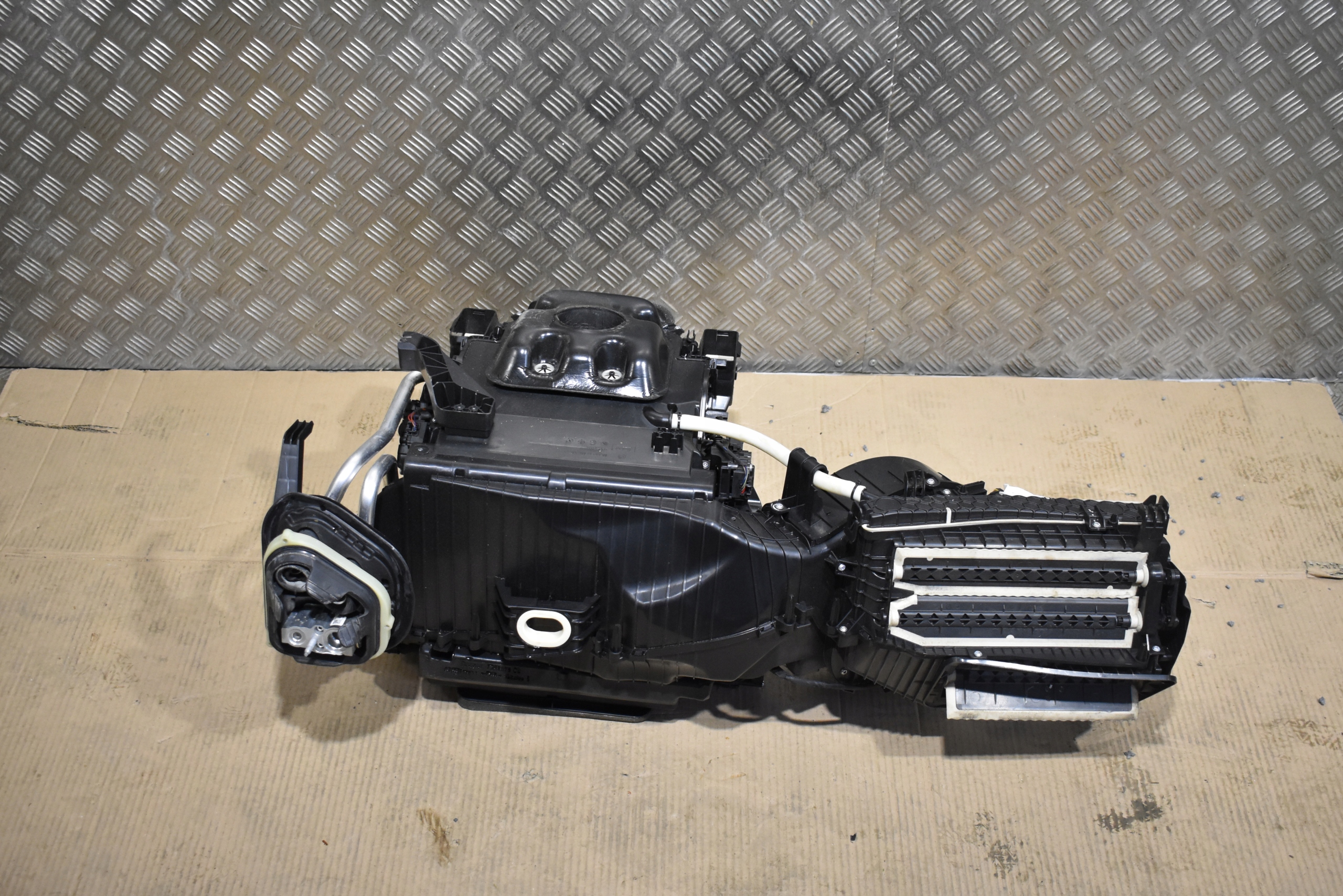 IDEALNA KPL. ohřívač 4 STREFY BMW G01 G02 1