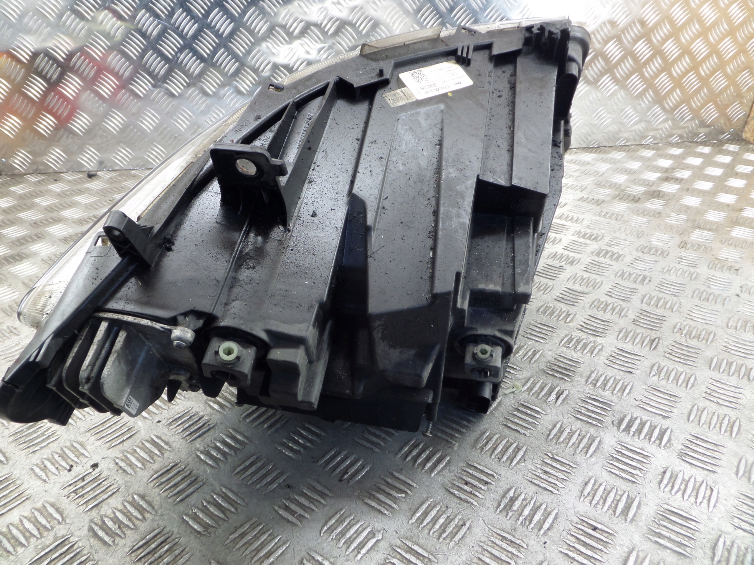 light front left MERCEDES SPRINTER W907 W910 FULL LED HP A9109065700