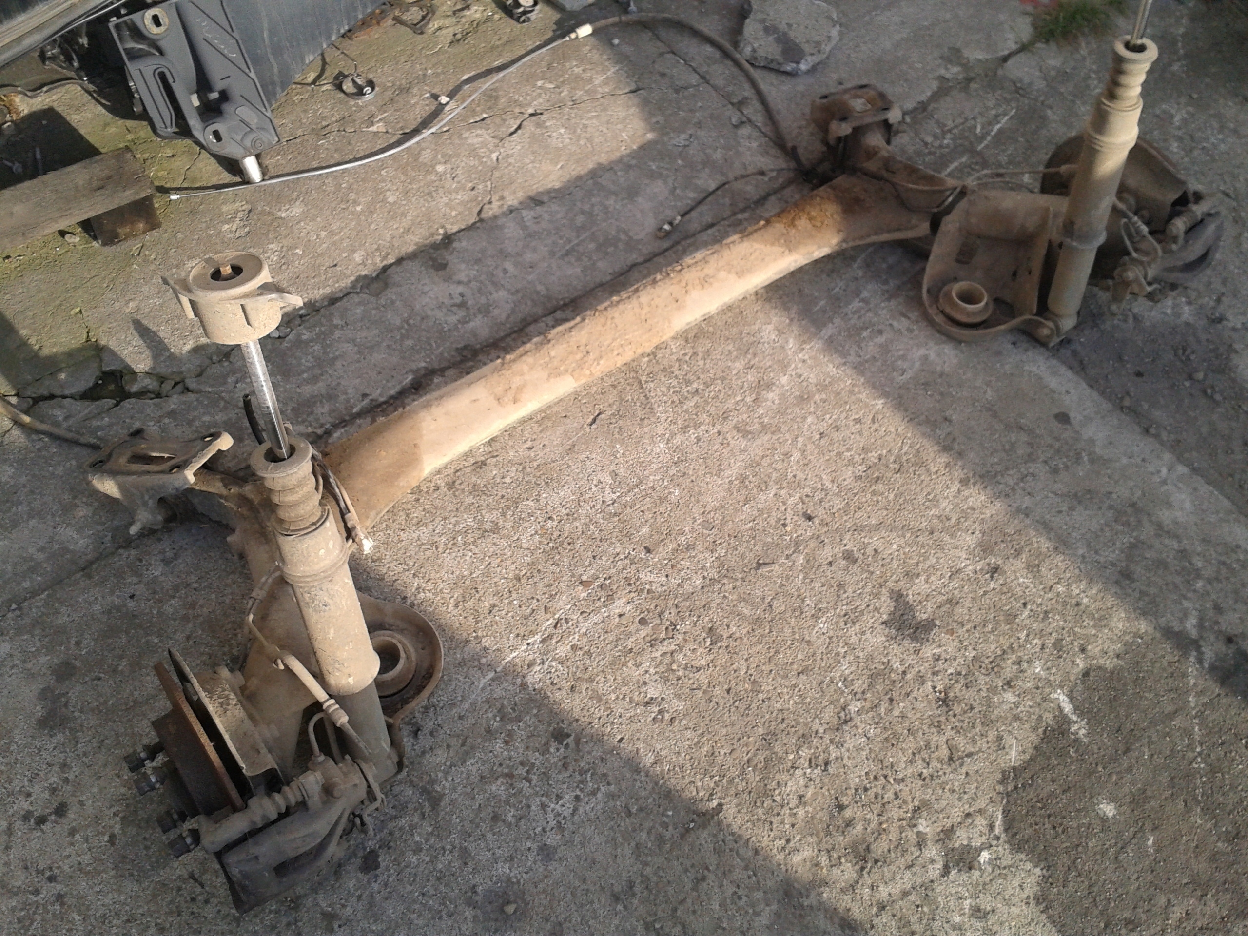 BELKA TYLNA OŚ CITROEN C4 1.6 HDI 3D COUPE HB