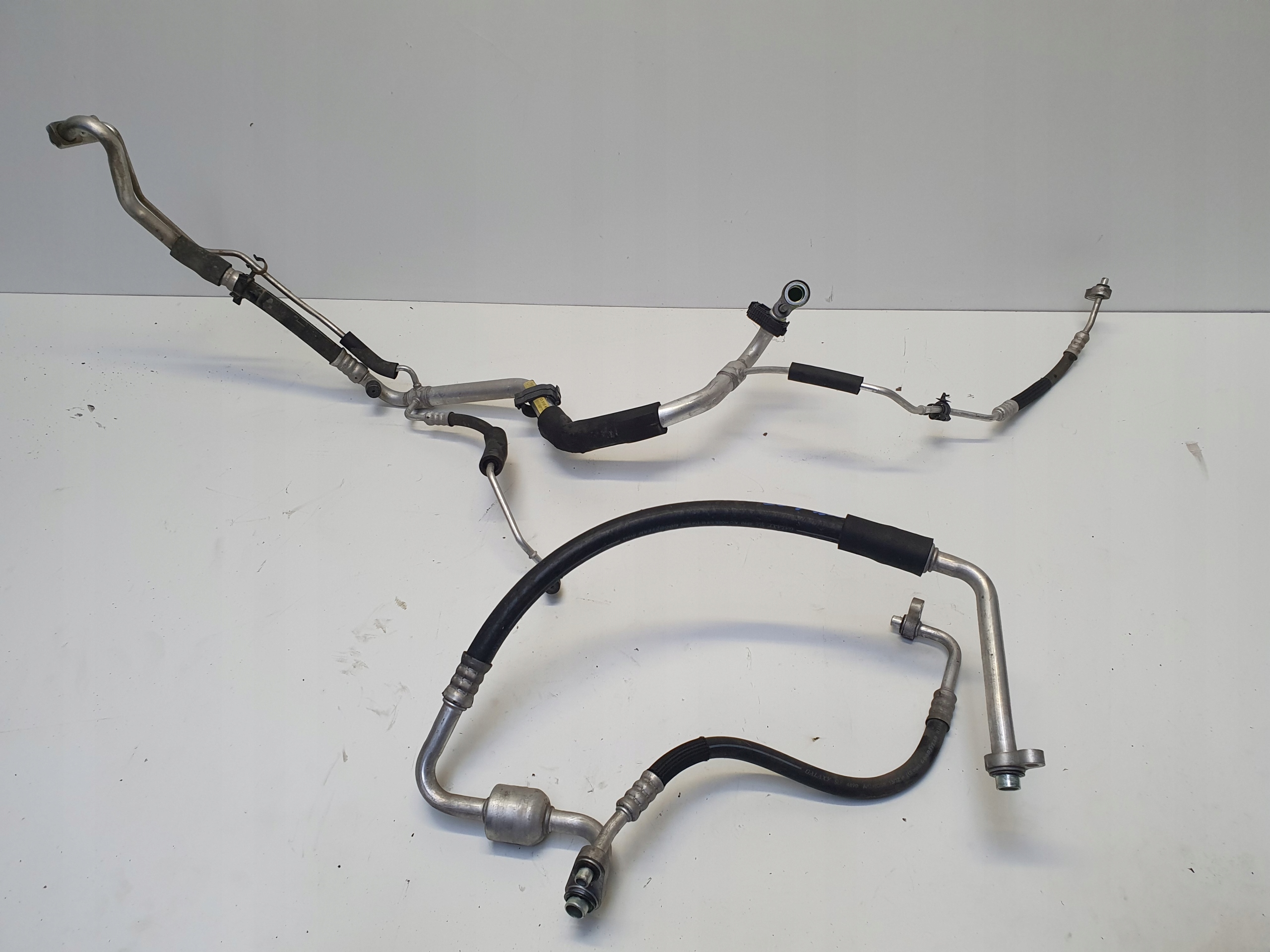 1.6T - OPEL ZAFIRA C ТРУБКИ ПОВІТРОВОДИ 1.6 T