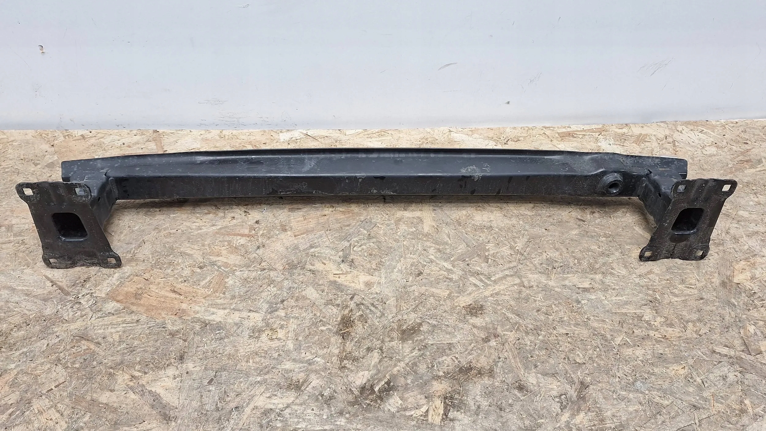 bumper support rear part 81A807309A Audi Q2 16