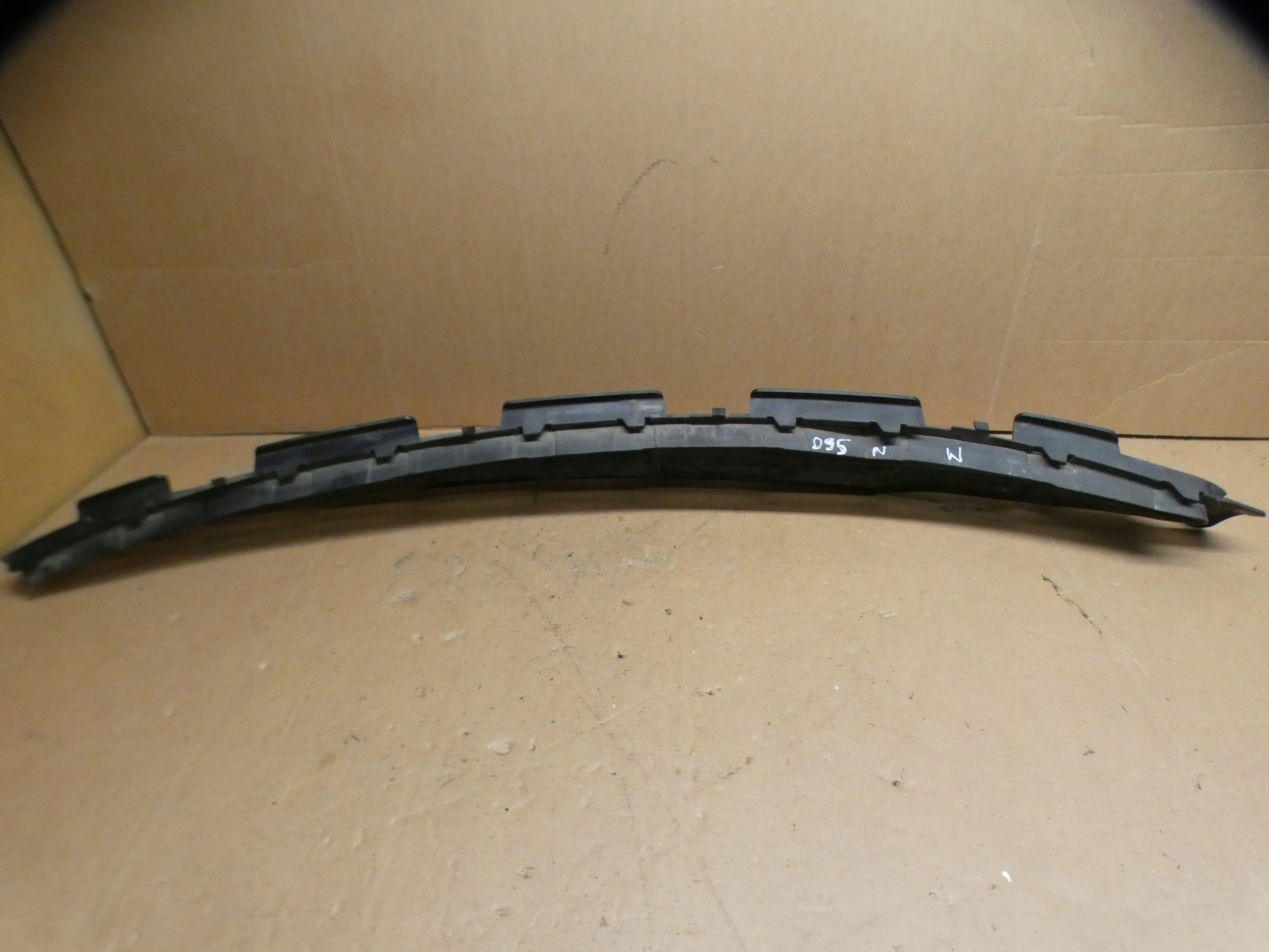 Citroen DS5 grille grid of a bumper front 9673279077