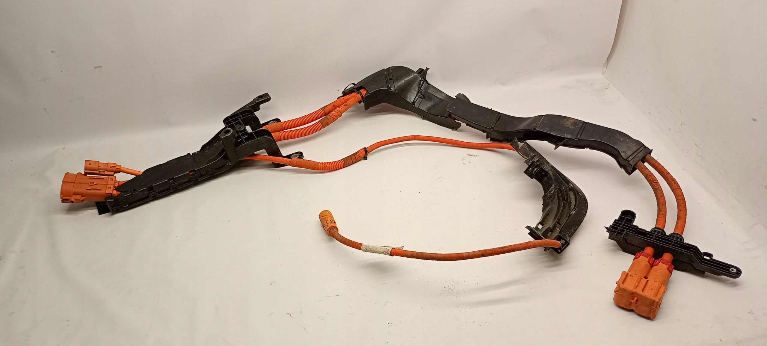 INSTALACJA WIĄZKA PRZEWODY KABLE BATERII VOLVO V60 II S60 III T8