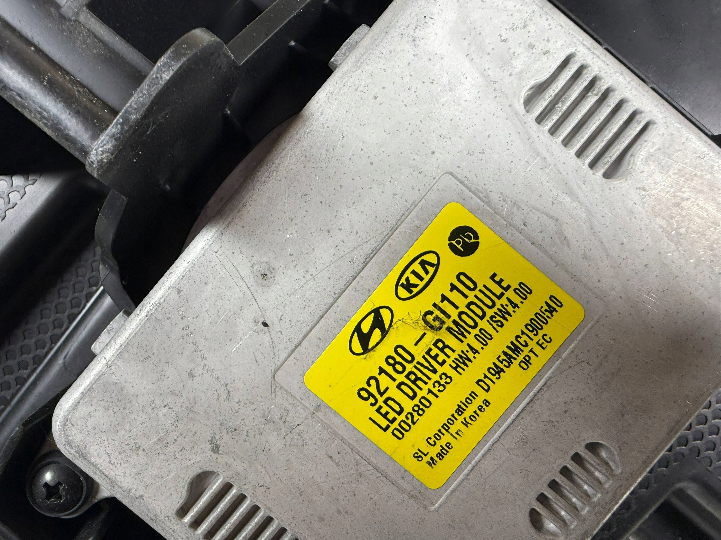 Hyundai Ioniq 5 light right front front Full Led
