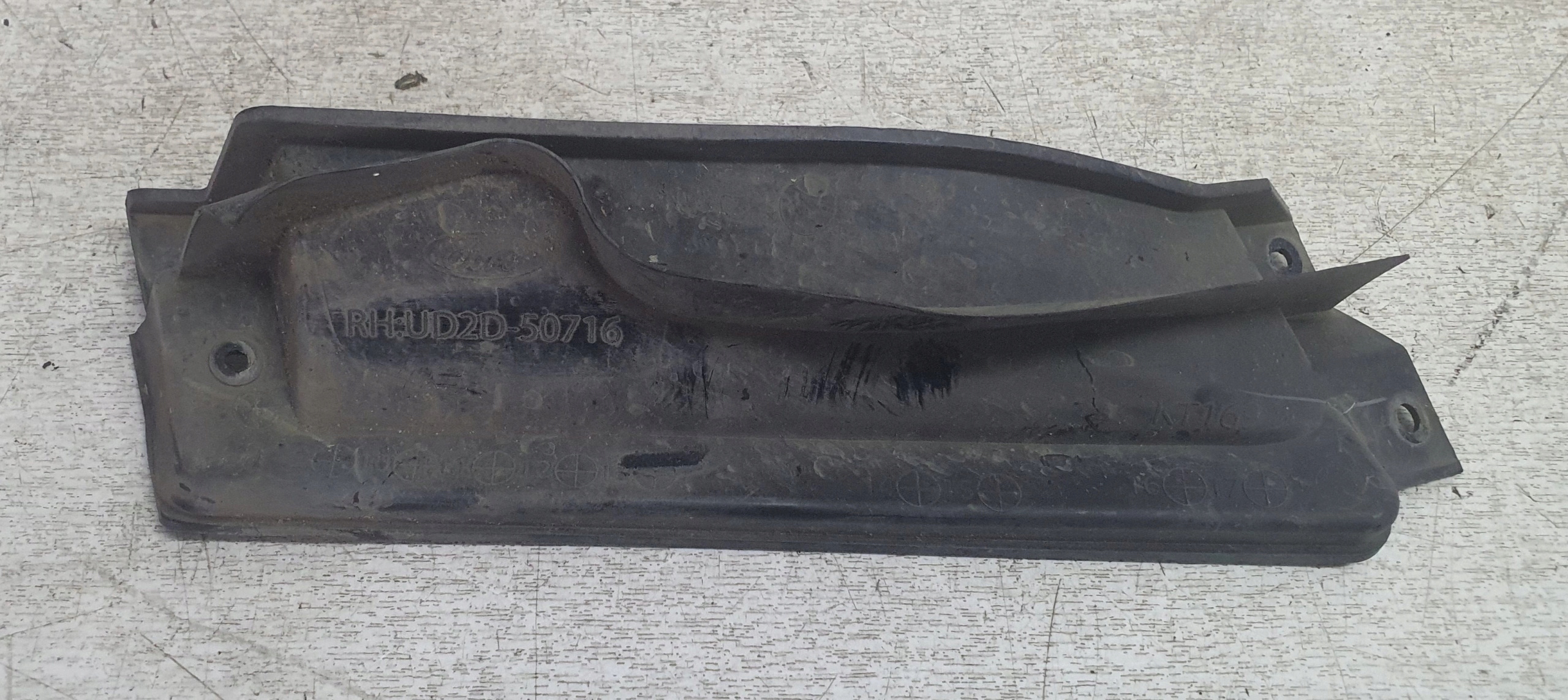 holder grille GRILLA front right FORD RANGER 09