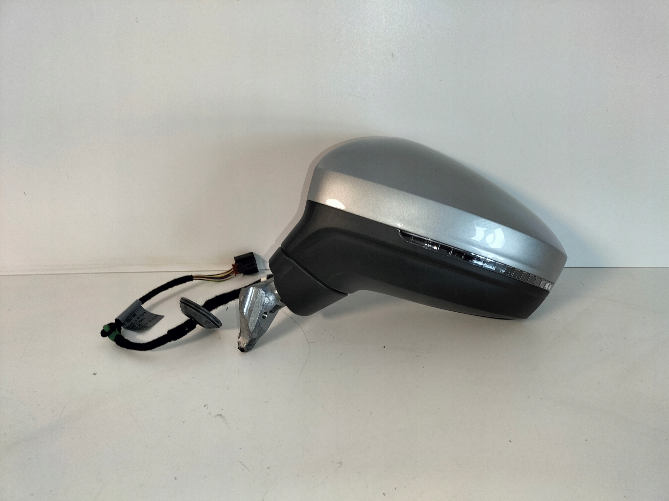 mirror left electrics VW TIGUAN II 16