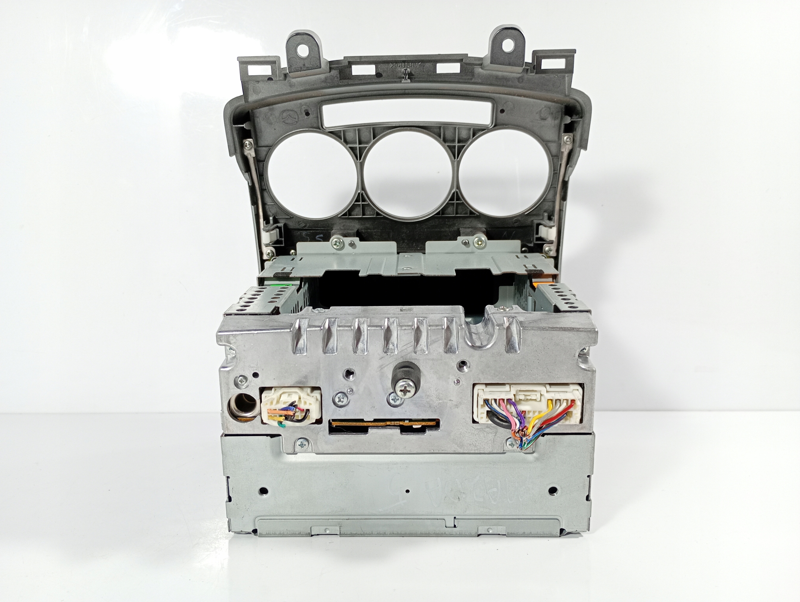 Mazda 5 V 05-10 RADIO Z frame OE 14792081