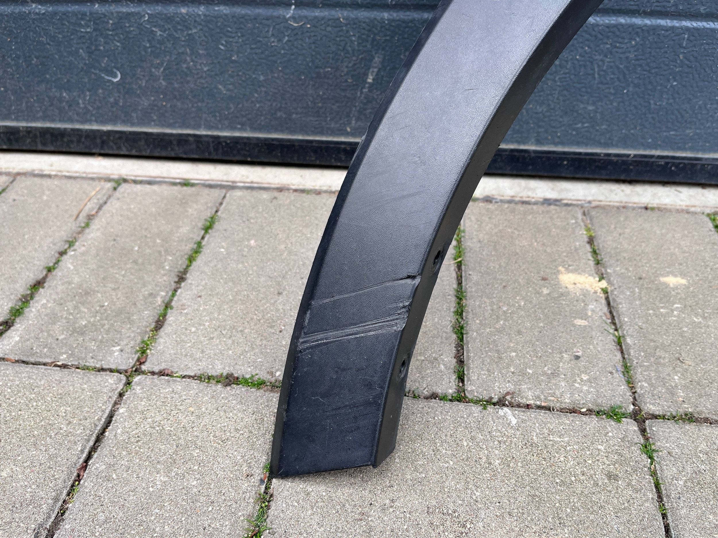 FORD EXPLORER moulding for BLTONIK rear part rear right FB5378291C20AAW