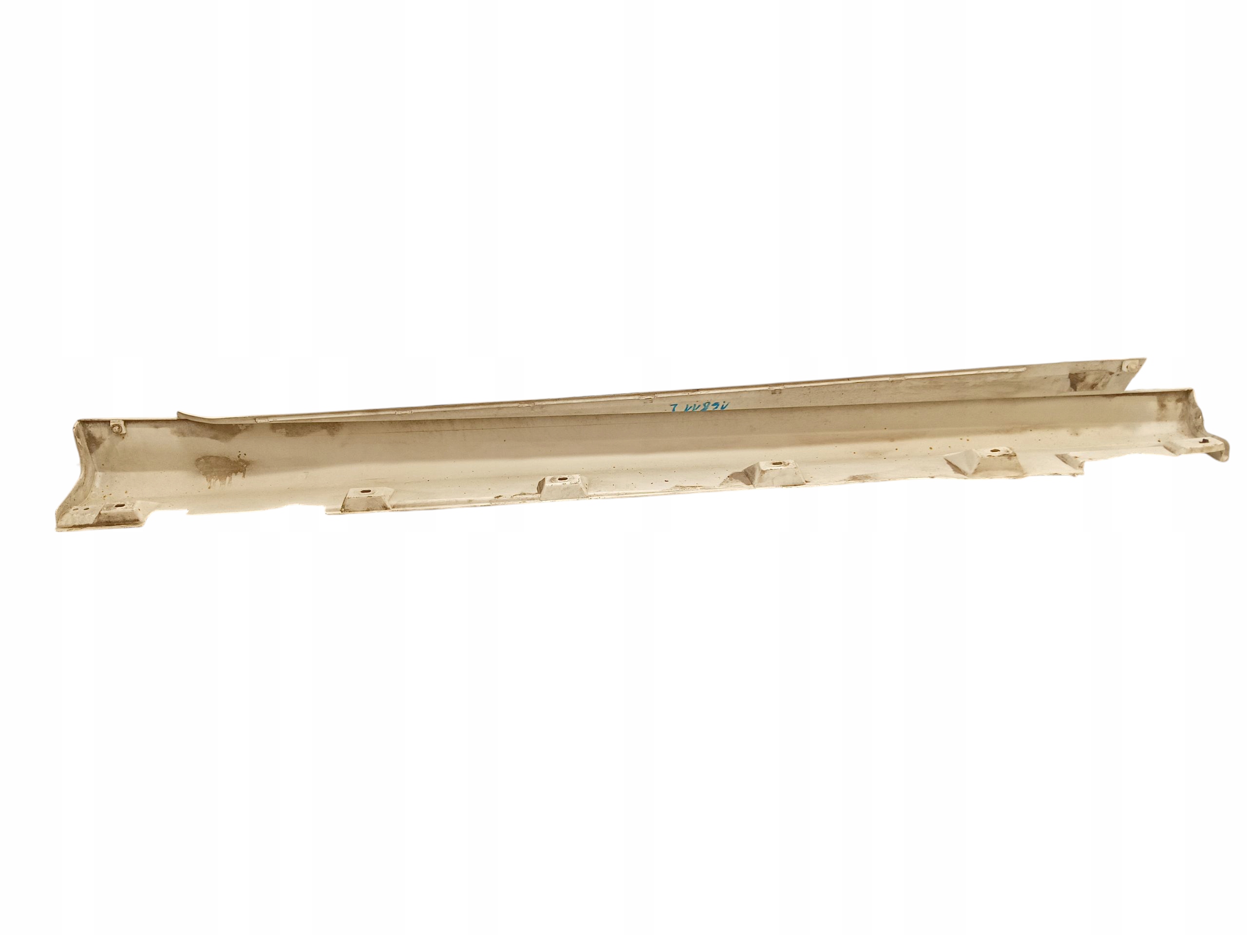 moulding threshold left FORD FOCUS MK3 (2010-2014) KOMBI KOD LAKIERU 5B