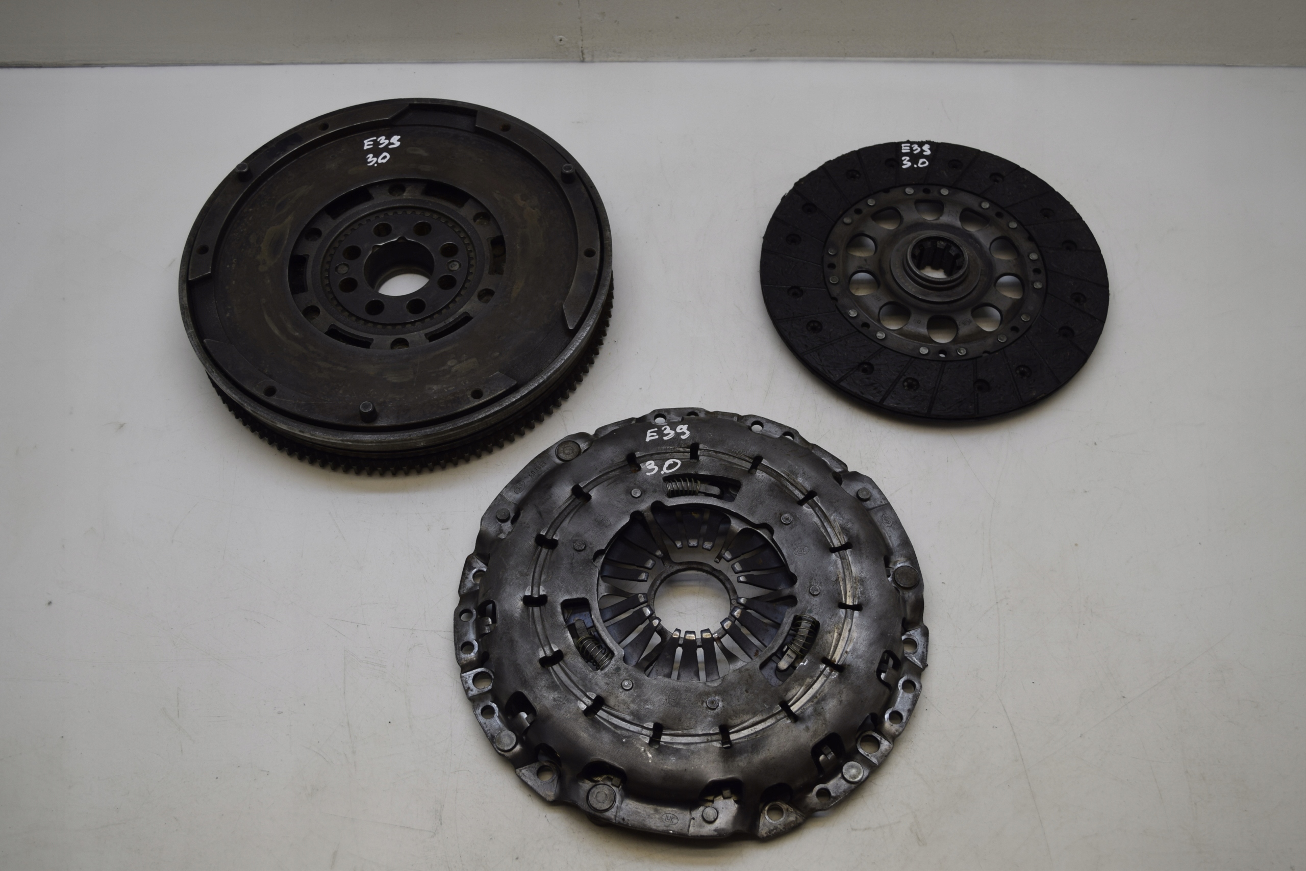 BMW E39 3.0 SPRZĘGŁO DWUMASOWE TARCZA DOCISK DWUMAS 324019910