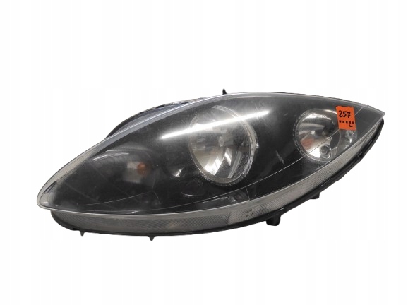 SEAT ALTEA 04- LAMPA LEWA PRZÓD 5P1941005D - CAŁA