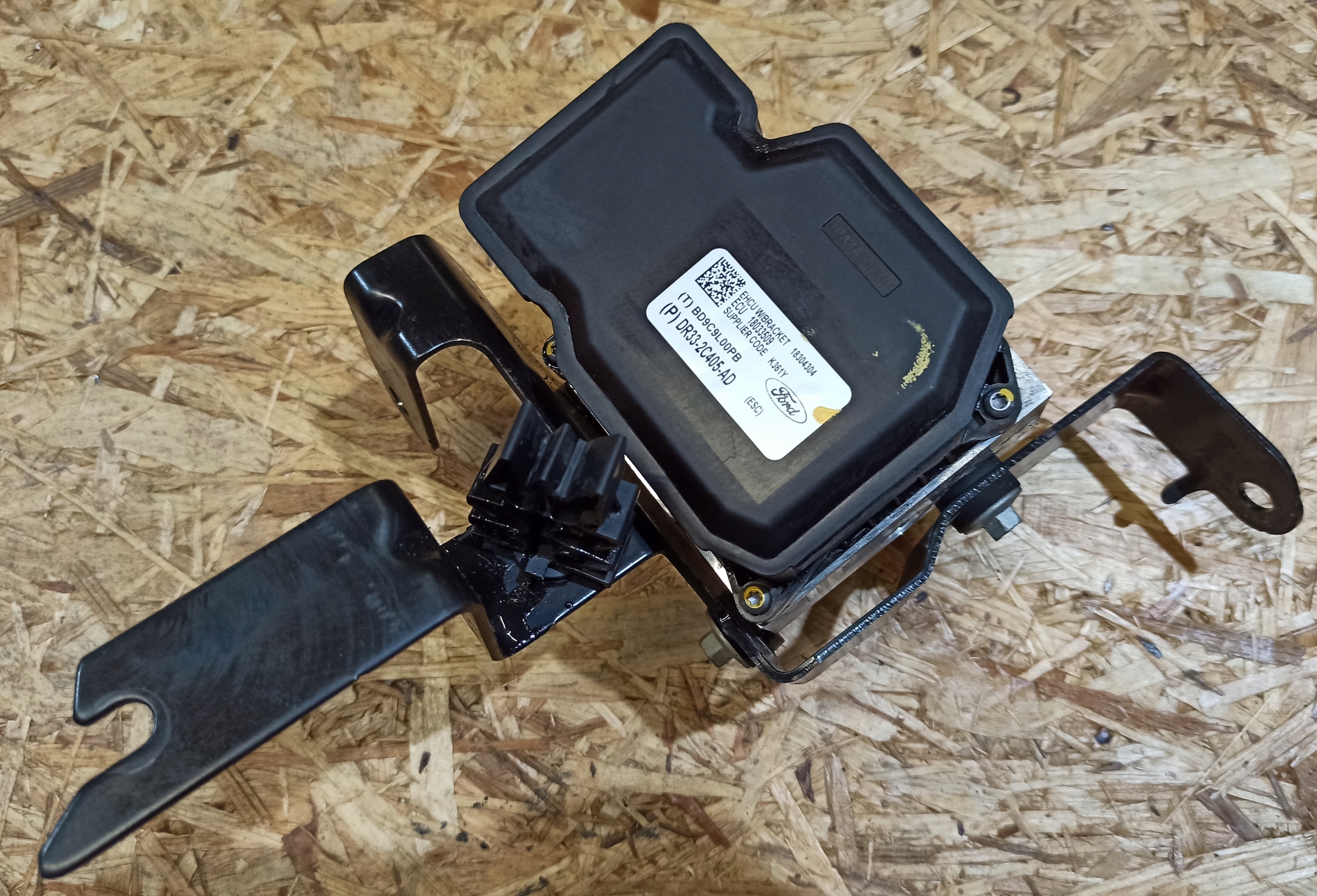 DR33-2C405-AD - Насос контроллер ABS Mustang GT 5,0 2010-2014