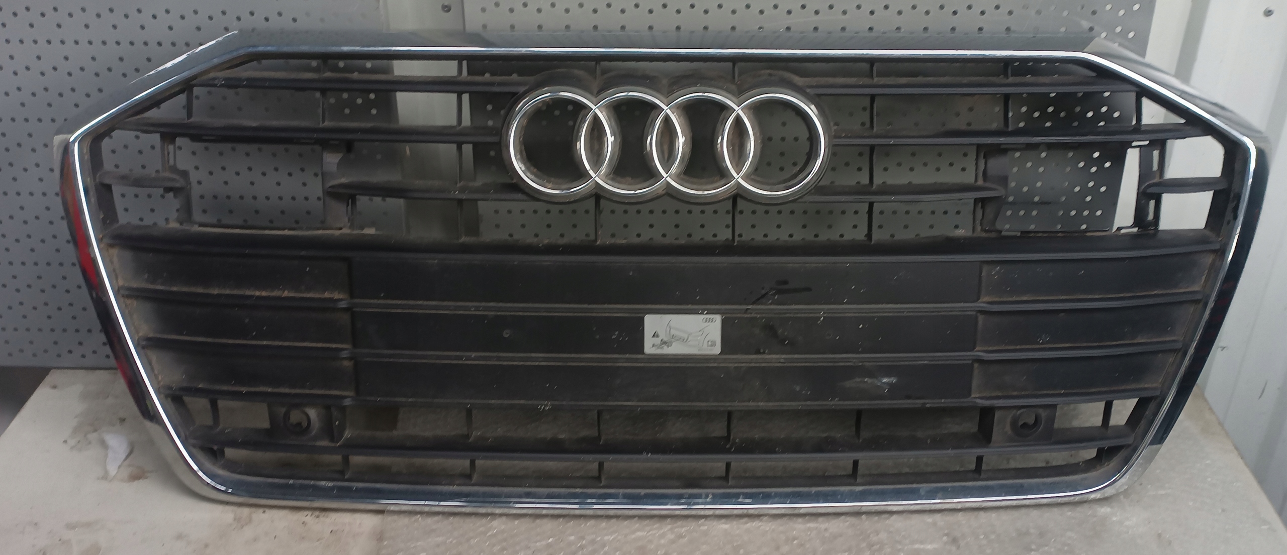 Audi A6 Kühlergrill FRONTGRILL Kühlergitter 4K0853651AA - Thumbnail 1
