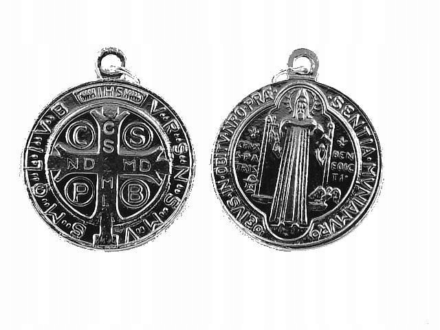Medailon sv. Benedikta – stříbro ryzost 925