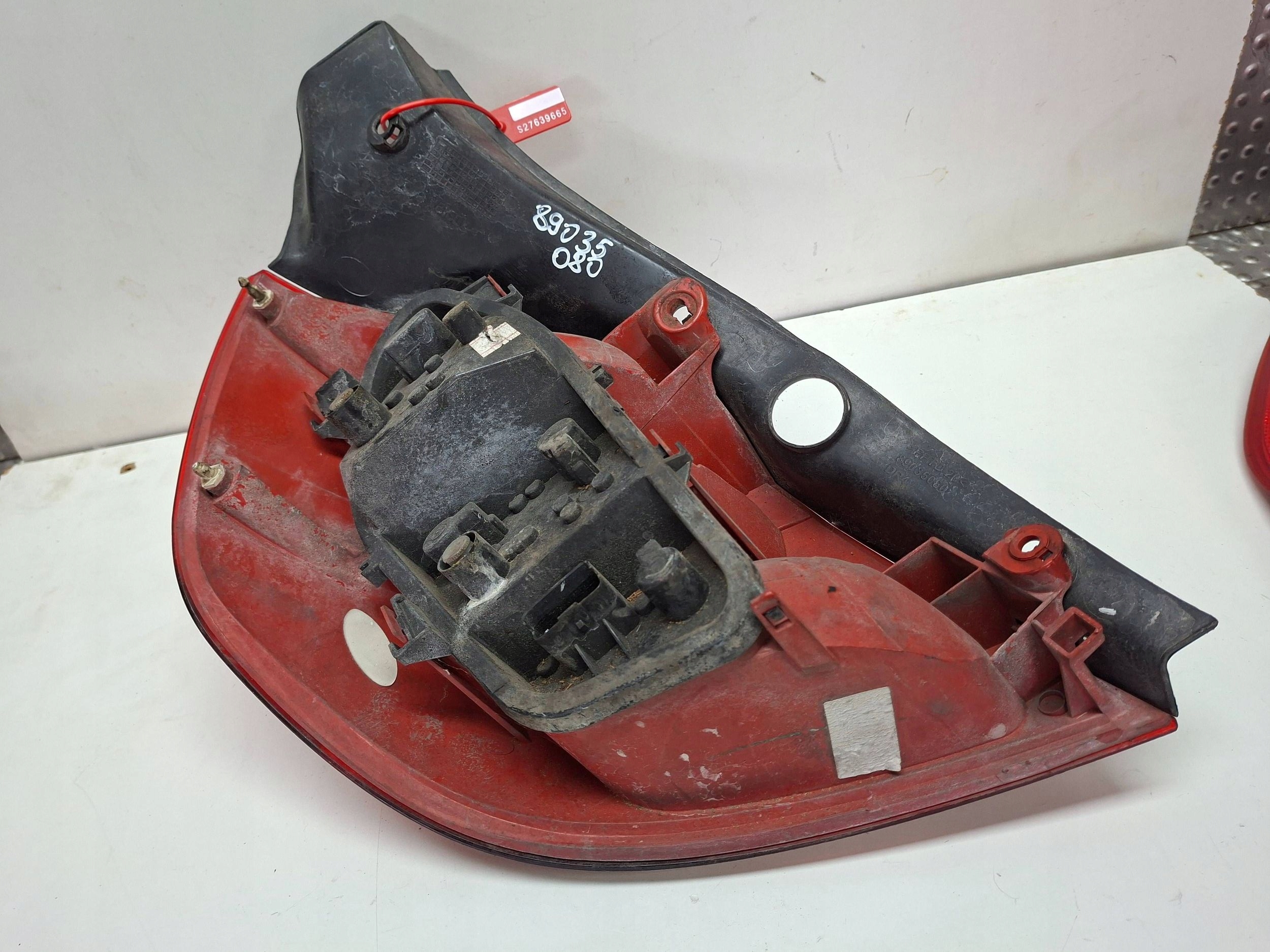 light rear right 89035080 RENAULT CLIO III 2006