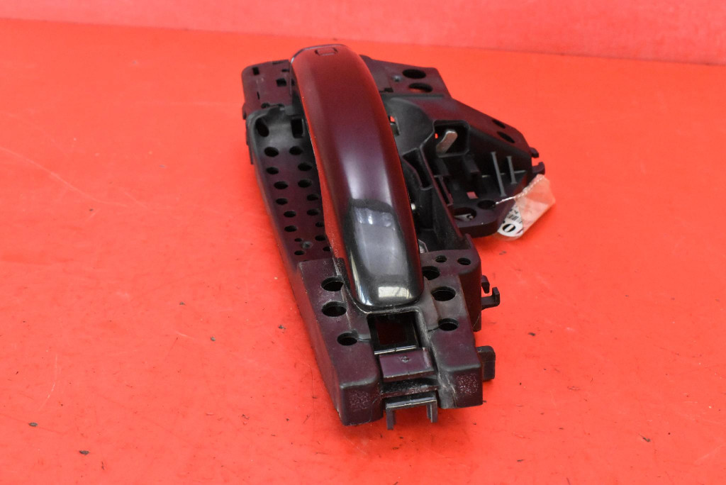 handle left rear part rear LZ9Y 8T0837885 AUDI Q5 8R 08-12